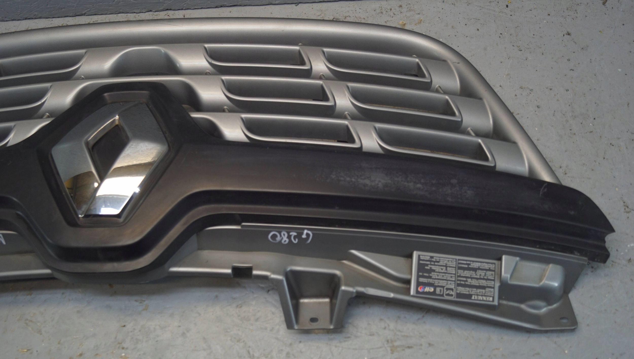 Renault Master II Kühlergrill FRONTGRILL Kühlergitter 623102803R - Thumbnail 11