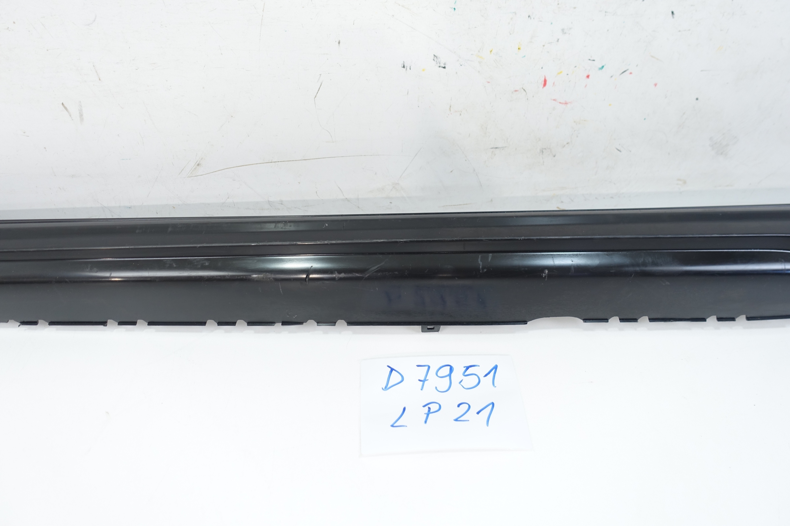 moulding threshold left AUDI A4 B9 LIFT KOMBI ALLROAD