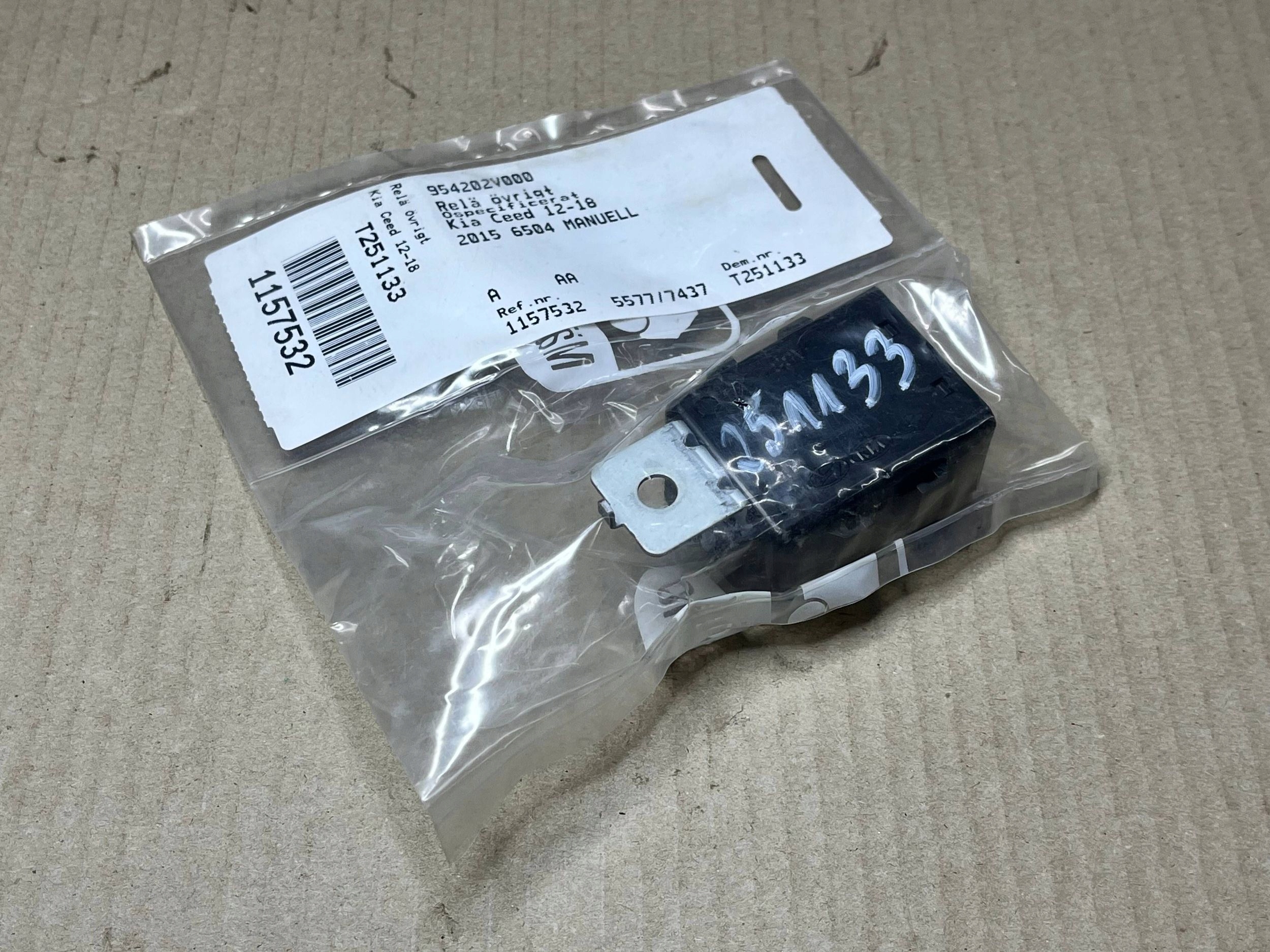 modulo immobilizera KIA Ceed 954202V000