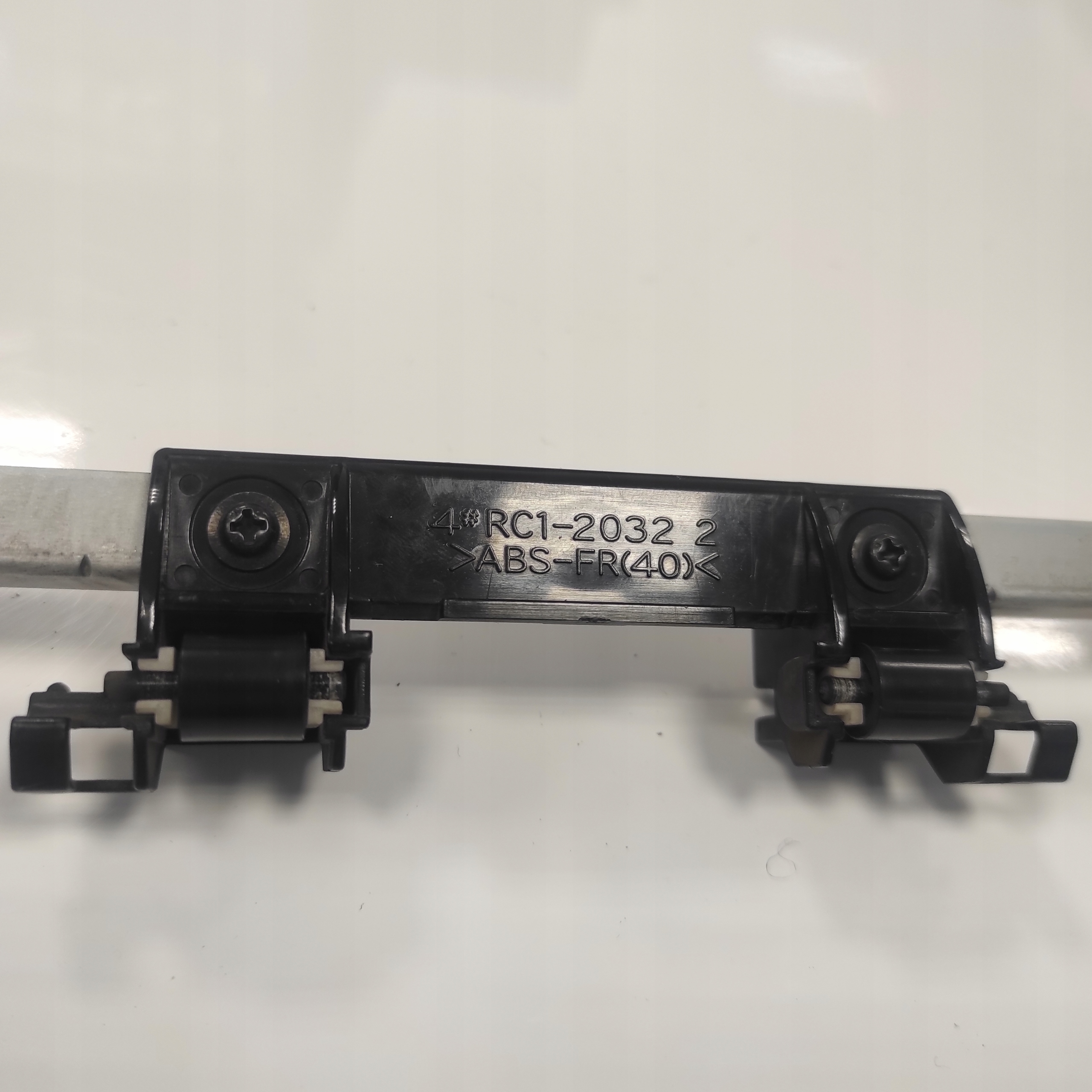 RC1-2032 [ PROWADNICA Z ROLKAMI -HP 3020,3030]