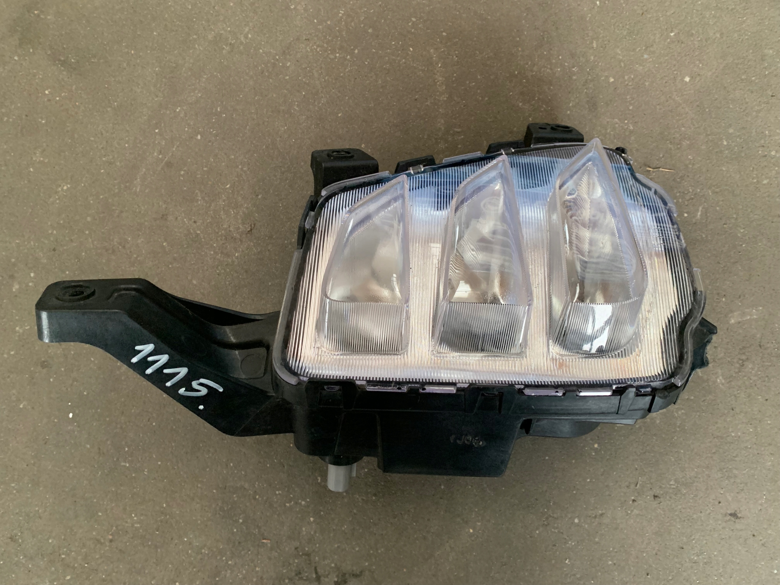 KORANDO IV 19- галоген левая перед 83201-37000