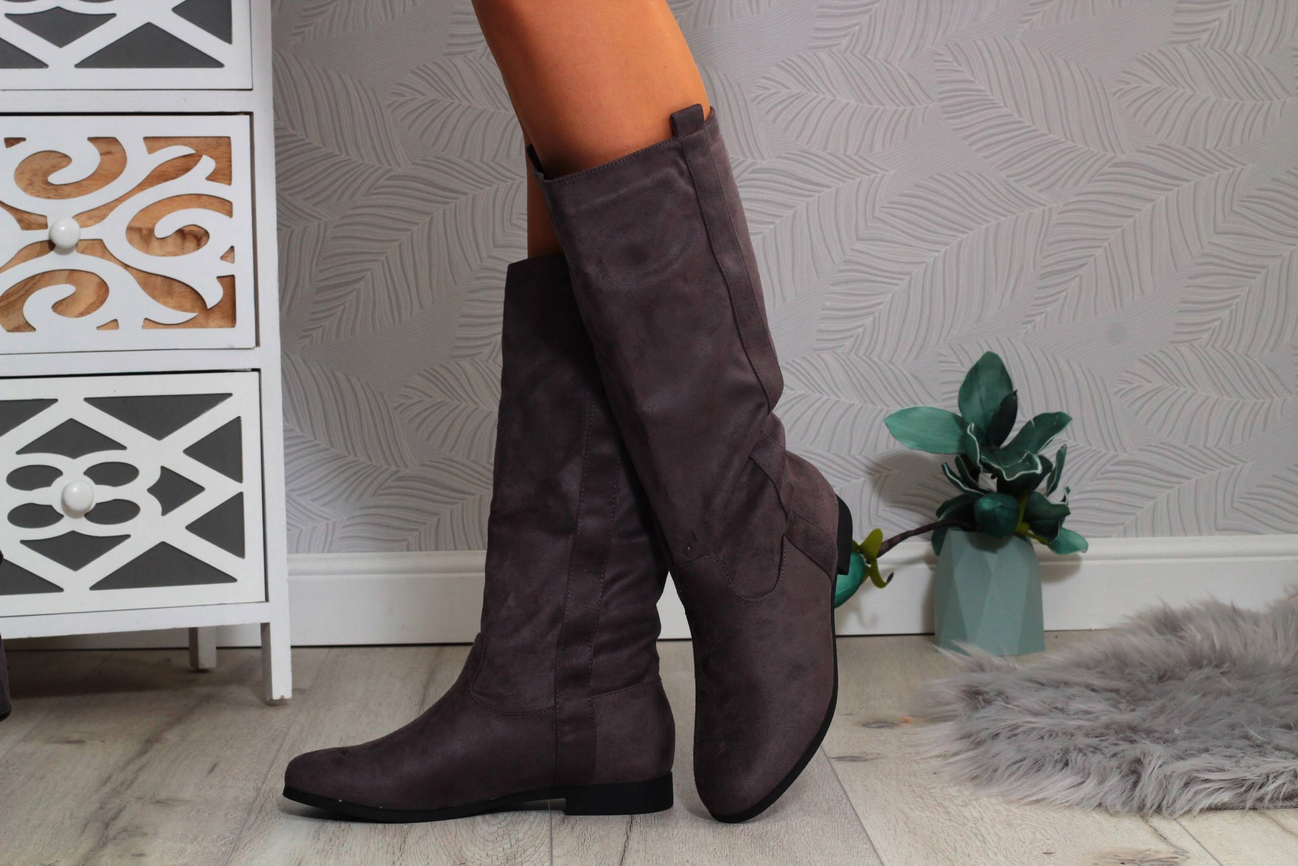 KOZAKI DAMSKIE BOTKI OCIEPLANE WYSOKIE PŁASKIE Rozmiar 41