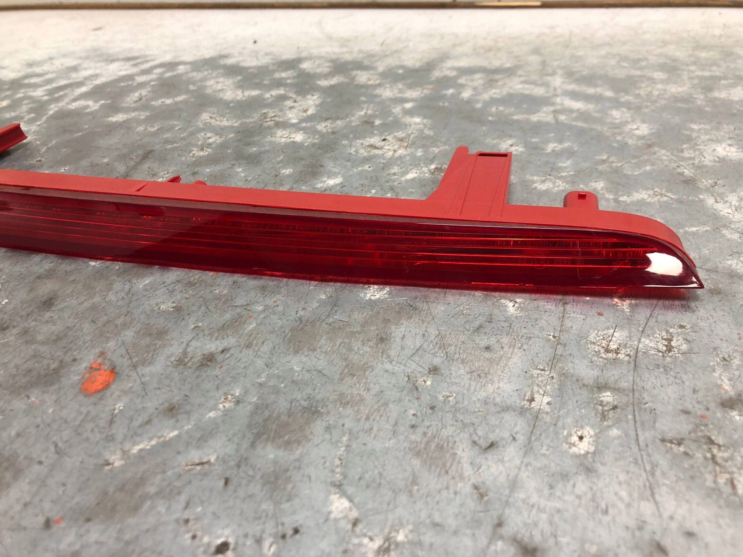 TRZECIE light STOP AUDI Q7 4M 4M0945097