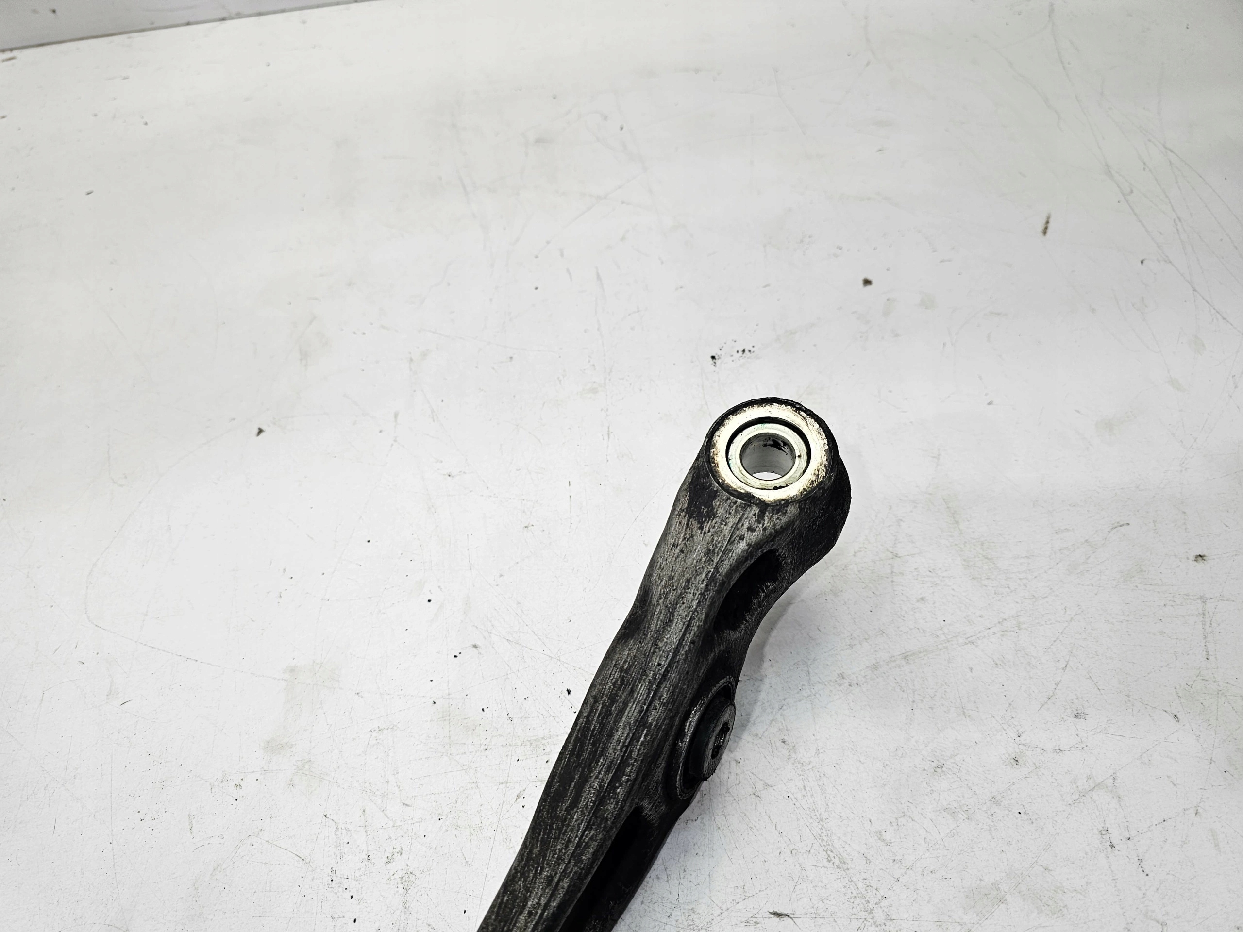 arm left front AUDI A4 B9 A5 8W 8W0407155A