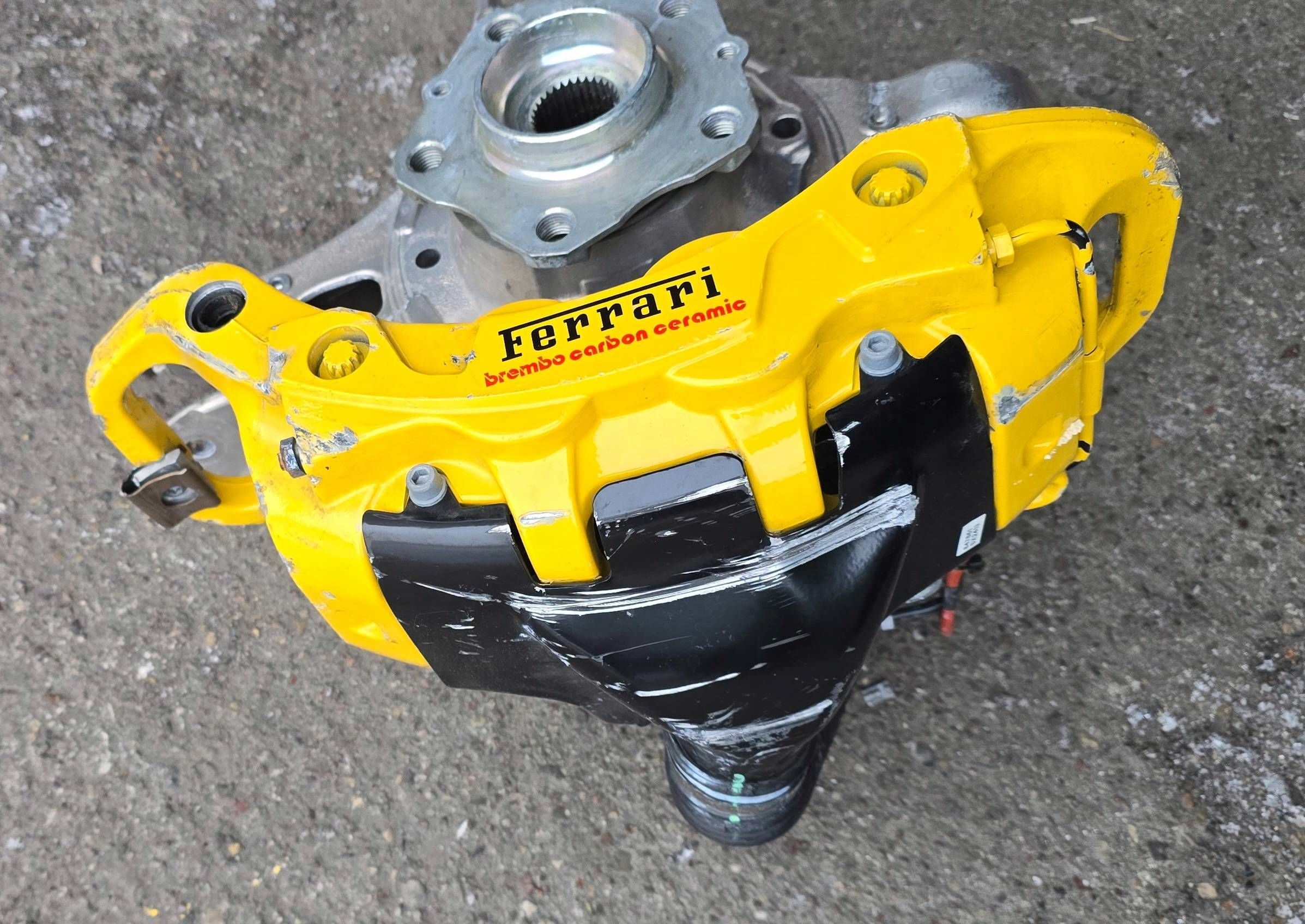 Ferrari 458 rear part side left Czop swings