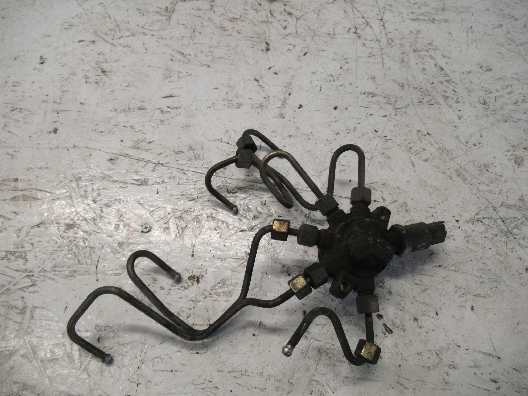 ROZDZIELACZ PALIWA RENAULT KANGOO 1 1.5D Typ samochodu Samochody osobowe