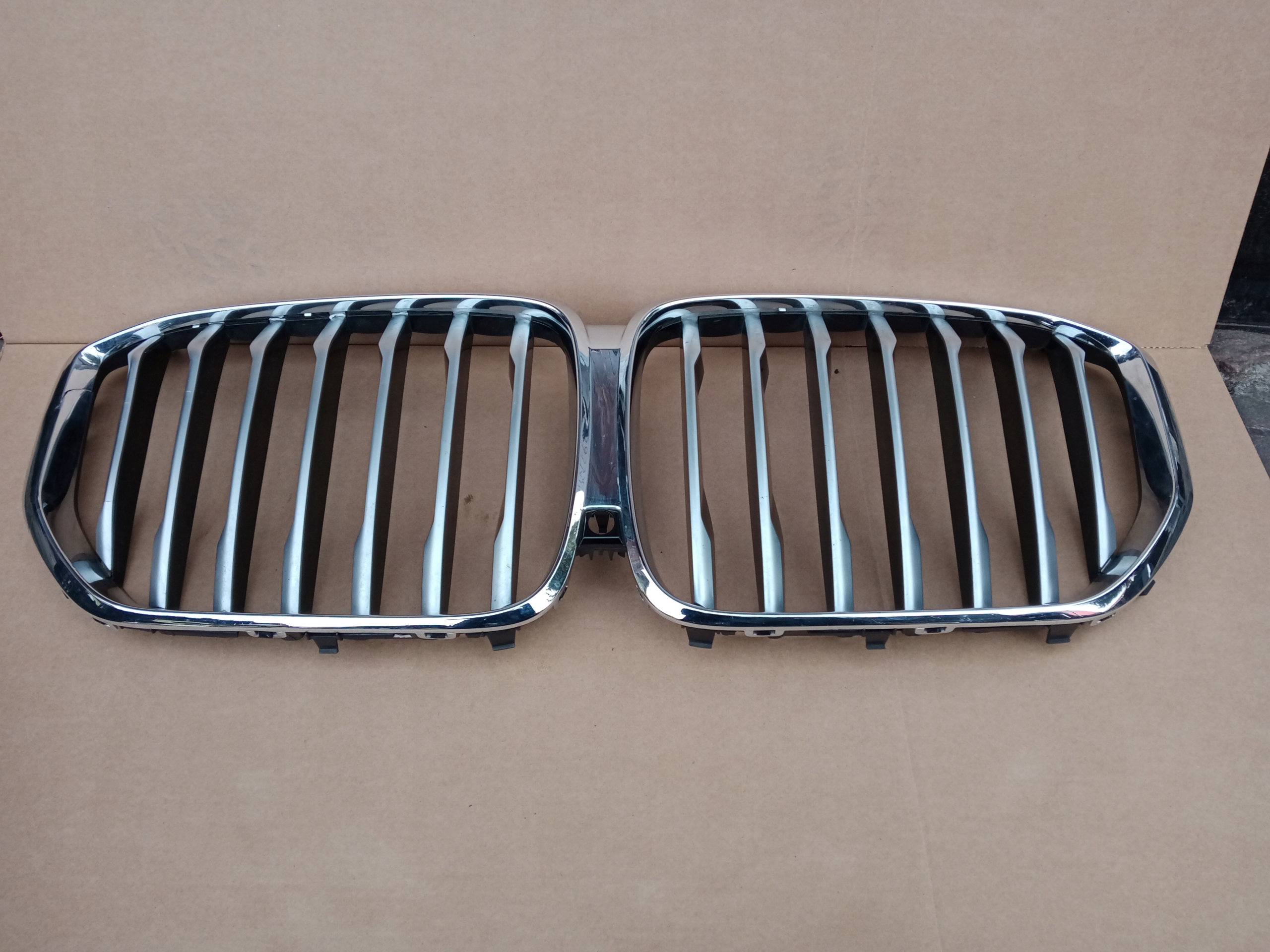 BMW X5 G05 Kühlergrill FRONTGRILL Kühlergitter 7454888 - Thumbnail 1