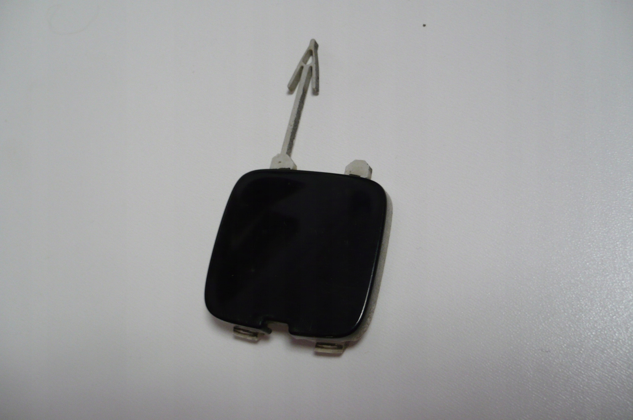 FORD MONDEO MK4 LIFT towing hook cap bumper rear part HATCHBACK