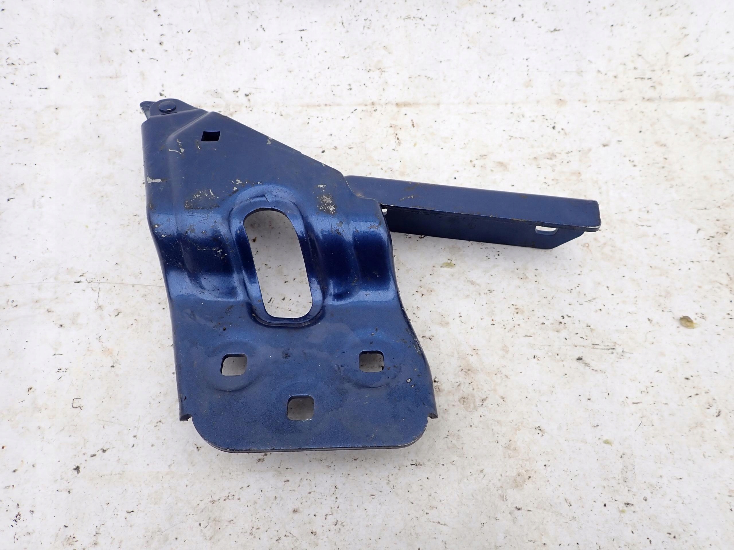 VW TOUAREG II 7P 10- hinge bonnets right