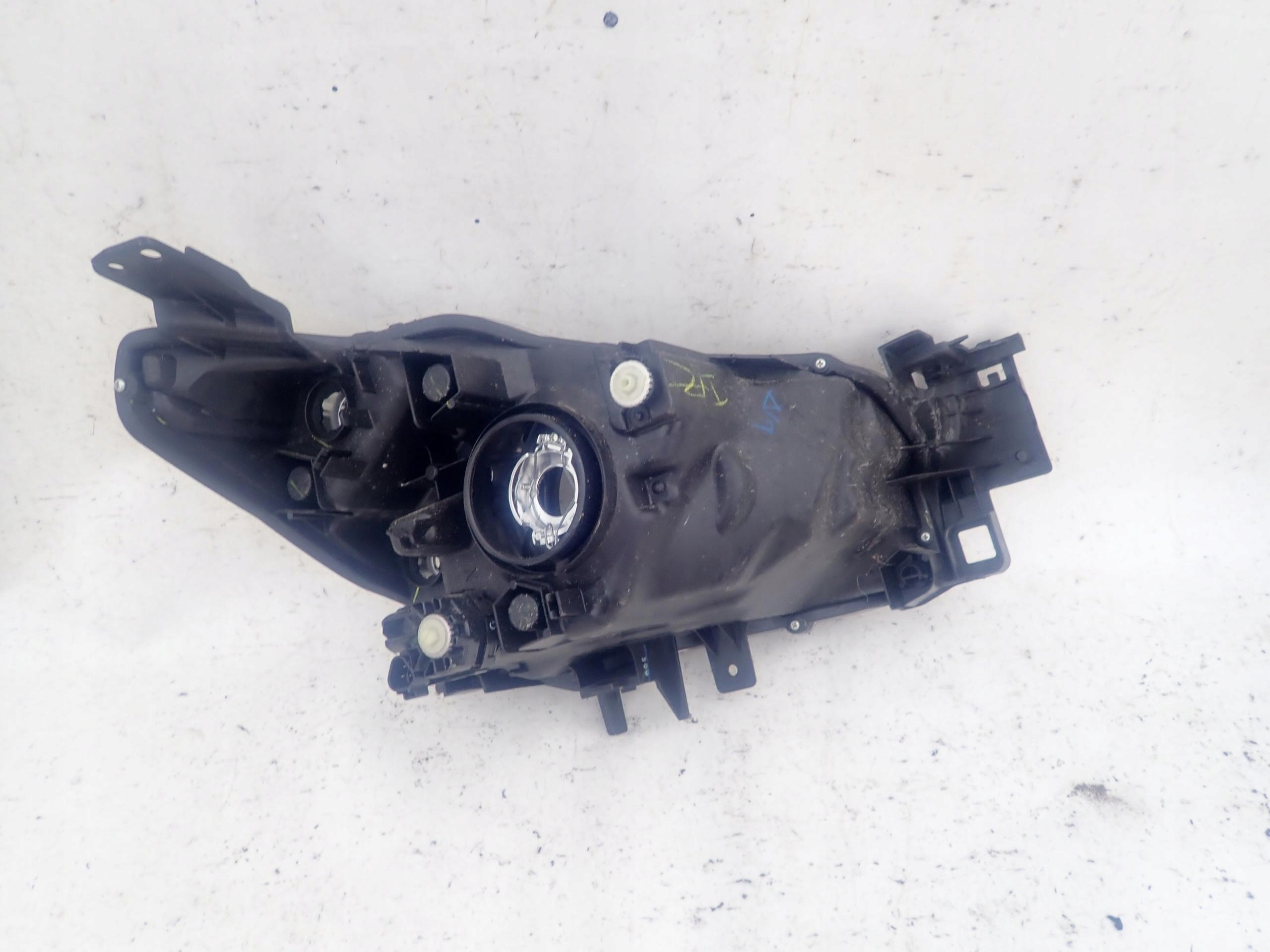 MAZDA 2 III 14-> light front front left