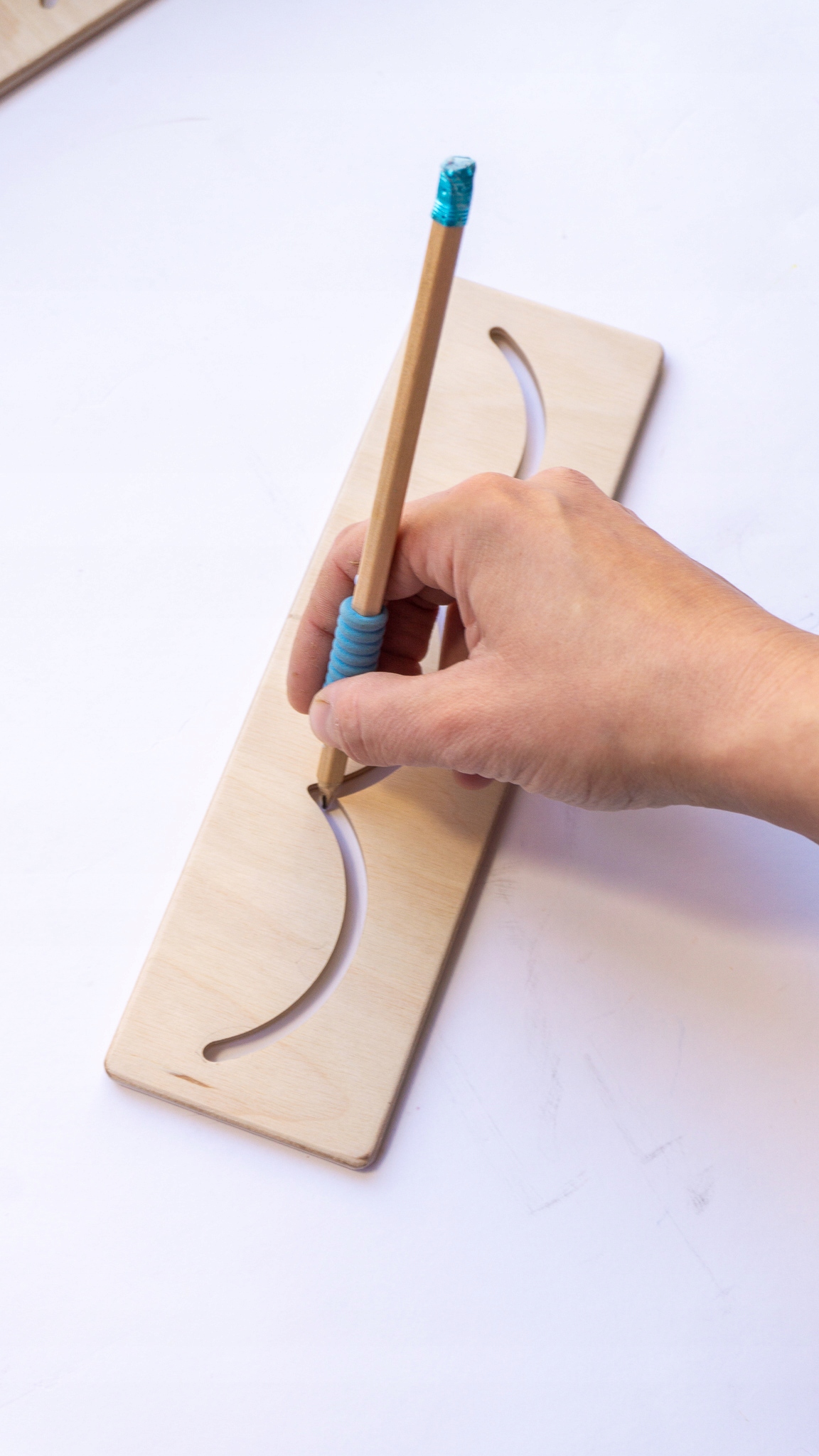 Tabliczki Grafomotoryczne dla Dzieci Ćwiczenie Motoryki Małej Zestaw 8 szt. Wiek dziecka 10 m +