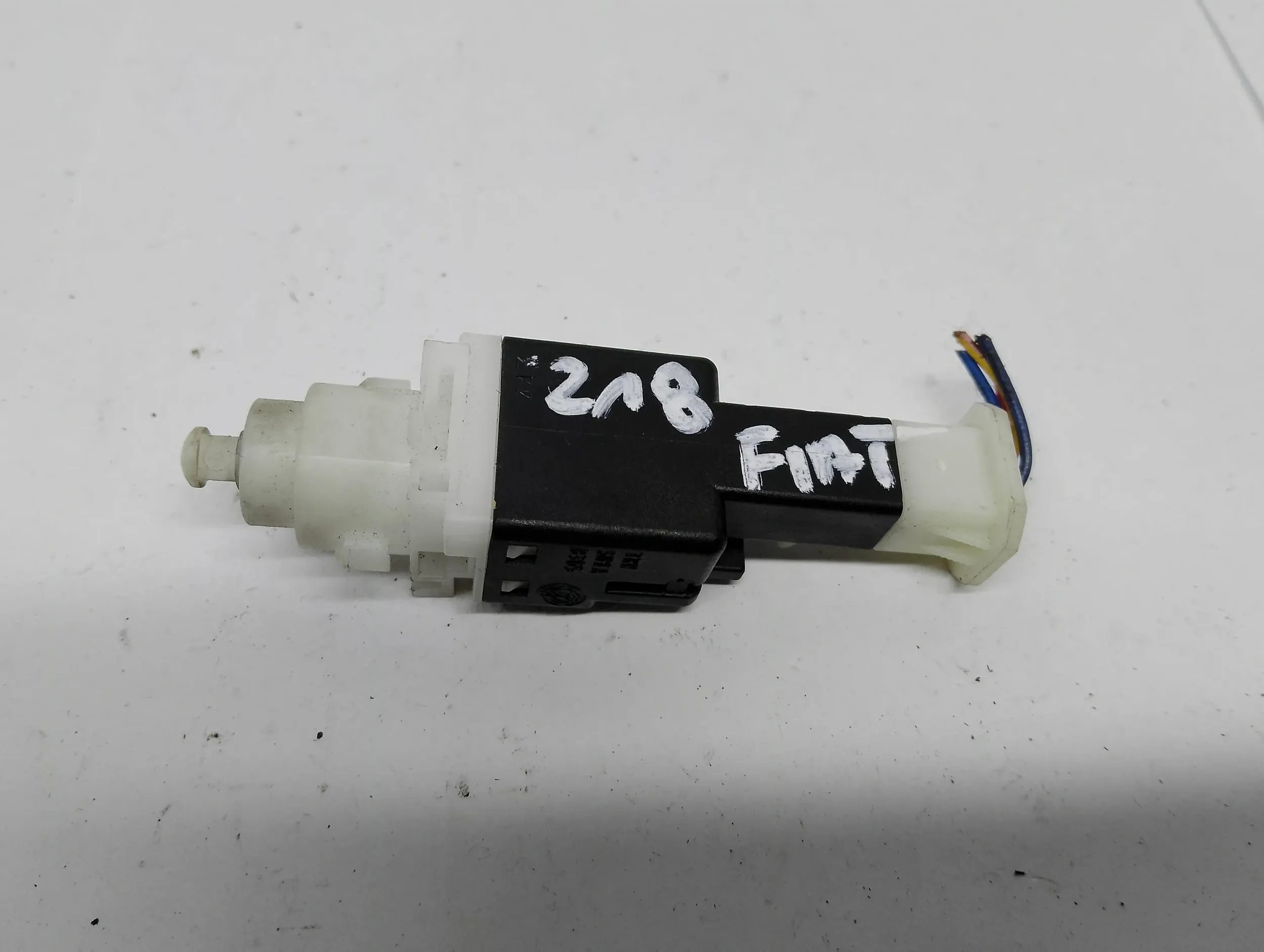 Sensor Leuchten stop Fiat 46840510