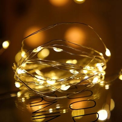 ŚWIATEŁKA 20LED LAMPKI NA BATERIE 2M CIEPŁE DRUCIK Marka Dekorstar