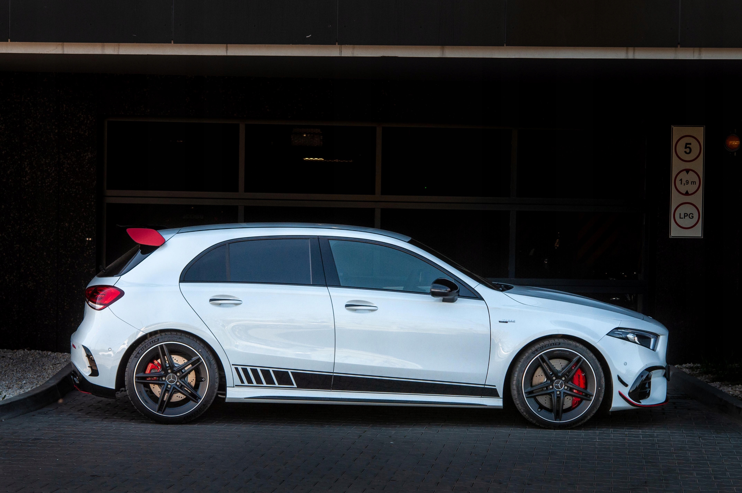 F7308be241bc8298fa466b48d33b