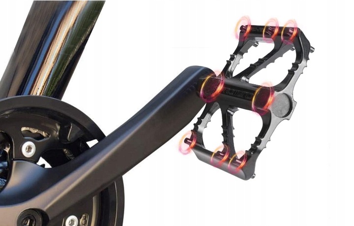 PEDAŁY ROWEROWE PLATFORMOWE LEKKIE ALUMINIOWE MTB BMX WYTRZYMAŁE METALOWE Kolor dominujący czarny