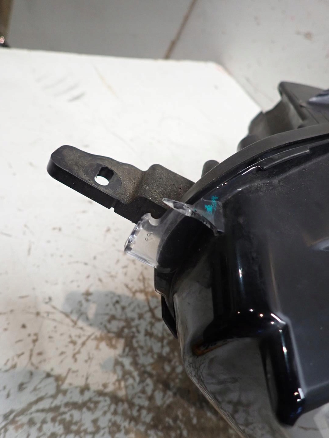 light front left FORD ECOSPORT LIFT 2017- XENON