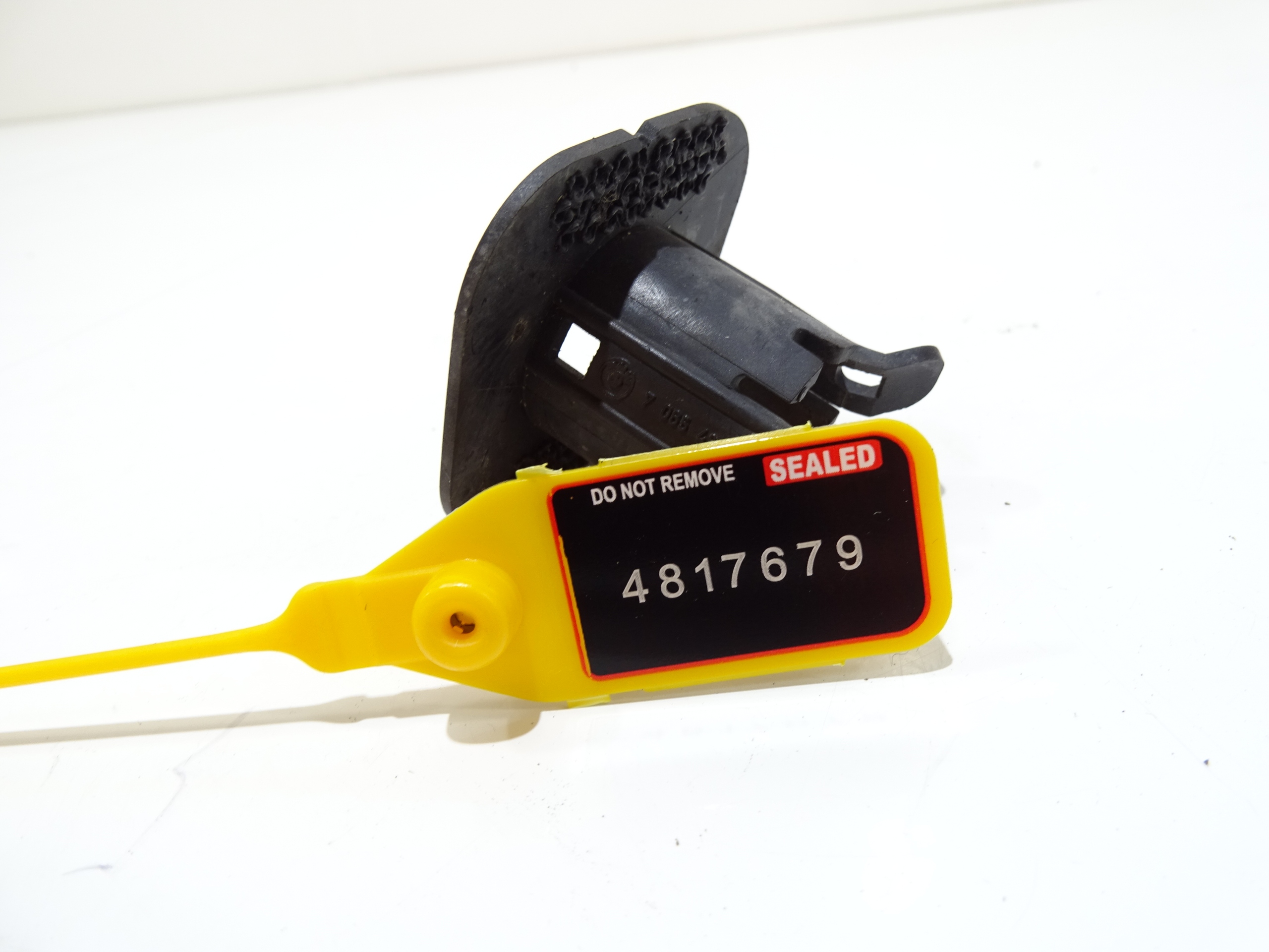 KOSZYK Support plaque Capteur PDC Arrière BMW E61 OE 7065433 (4817679)