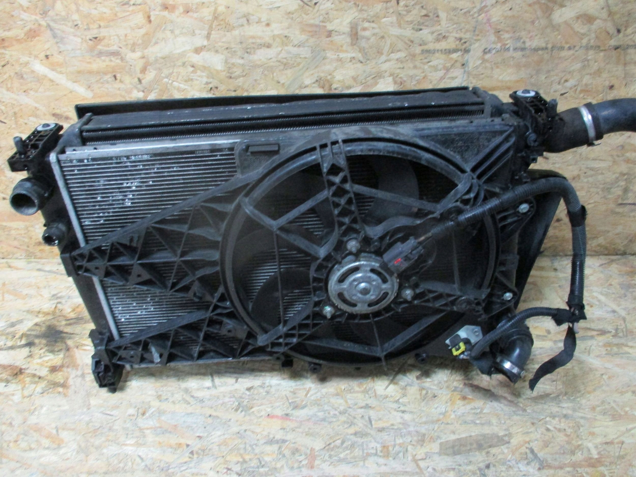 radiator komplet Lancia Delta M-JET