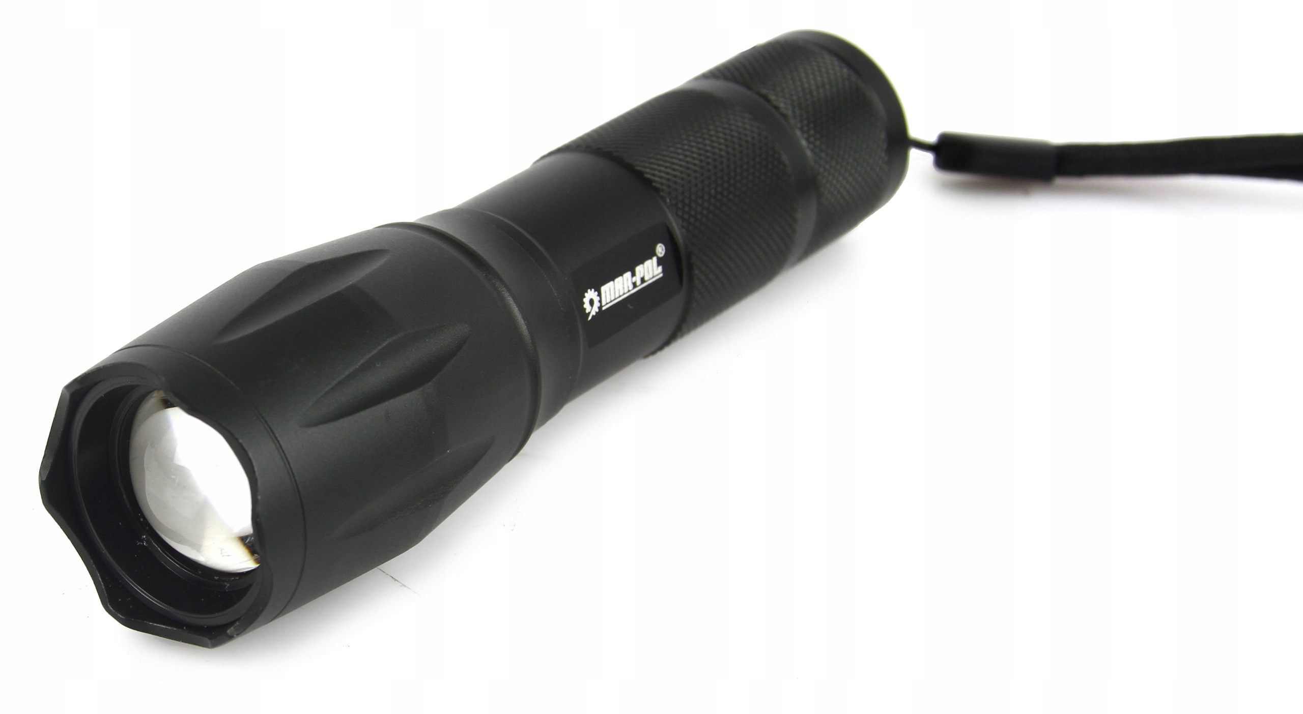 MOCNA LATARKA TAKTYCZNA ZOOM XML-T6 DUŻY ZASIĘG Kod producenta M82724