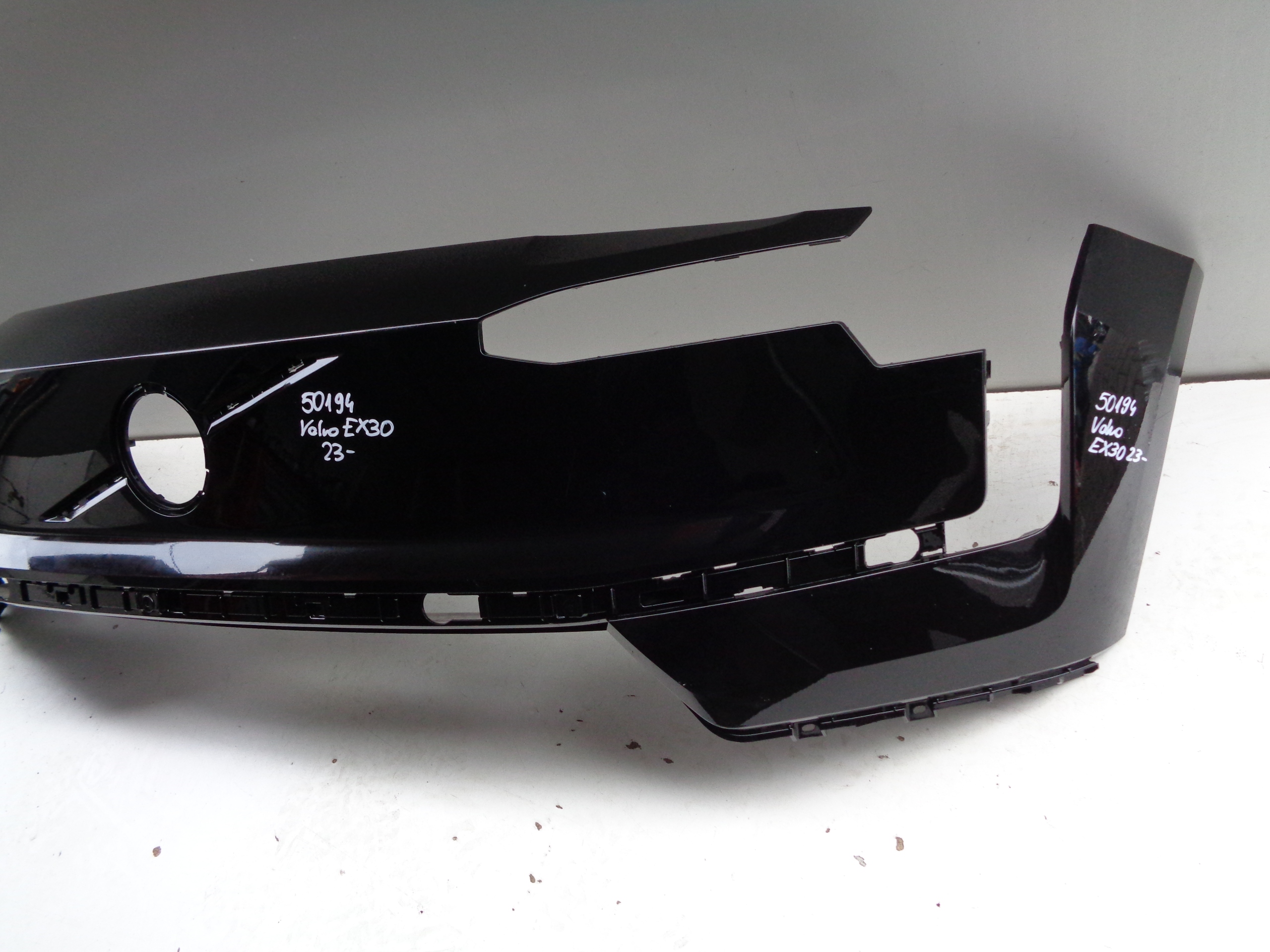front bumper VOLVO EX30 23- NR 50194