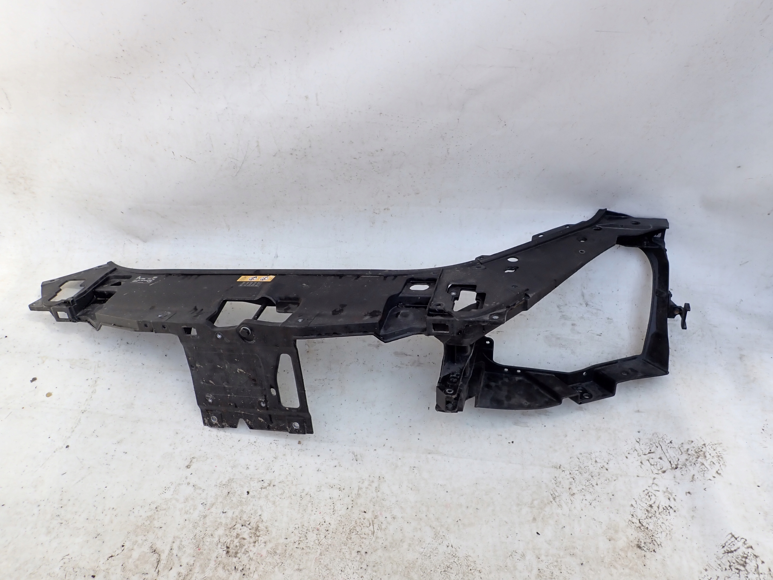 MERCEDES S-KLASA W222 support panel for radiators pillar OKULAR left
