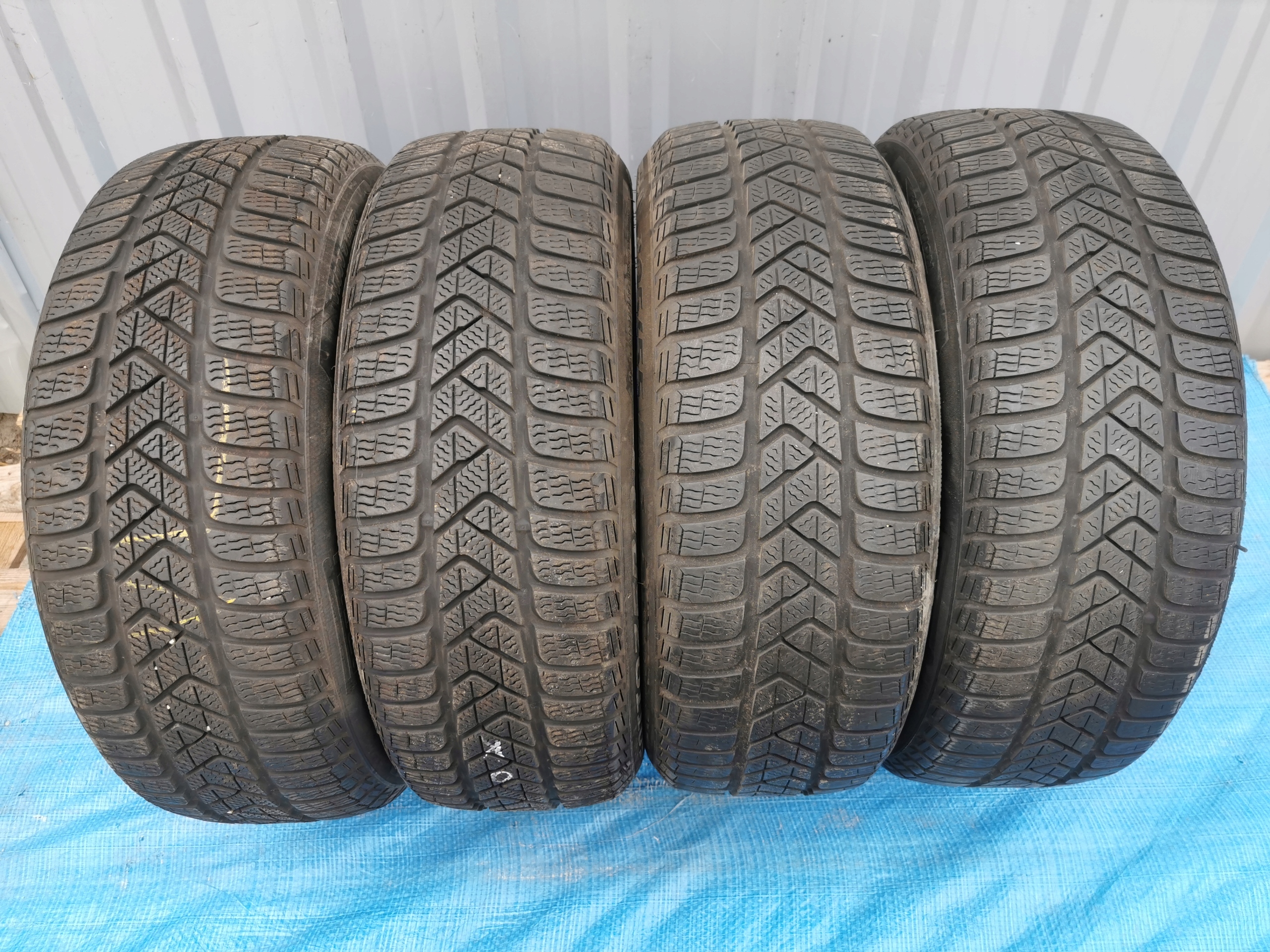 OPONY PIRELLI SOTTOZERO 3 WINTER 205/55 R17 95H XL 2016R.