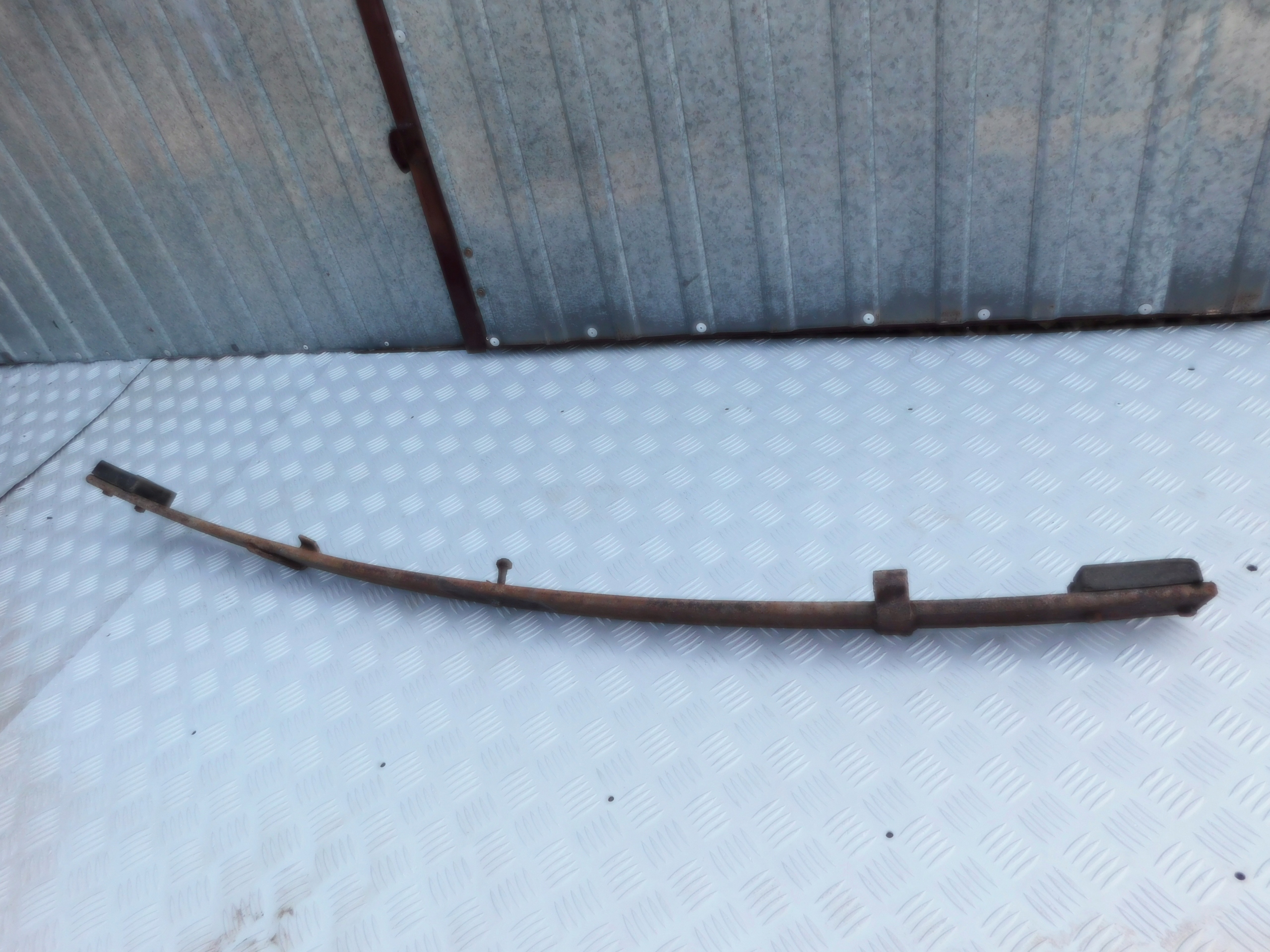 supplementare pioro resoru posteriore Mercedes Sprinter e VW LT 95-06 135 cm Originale