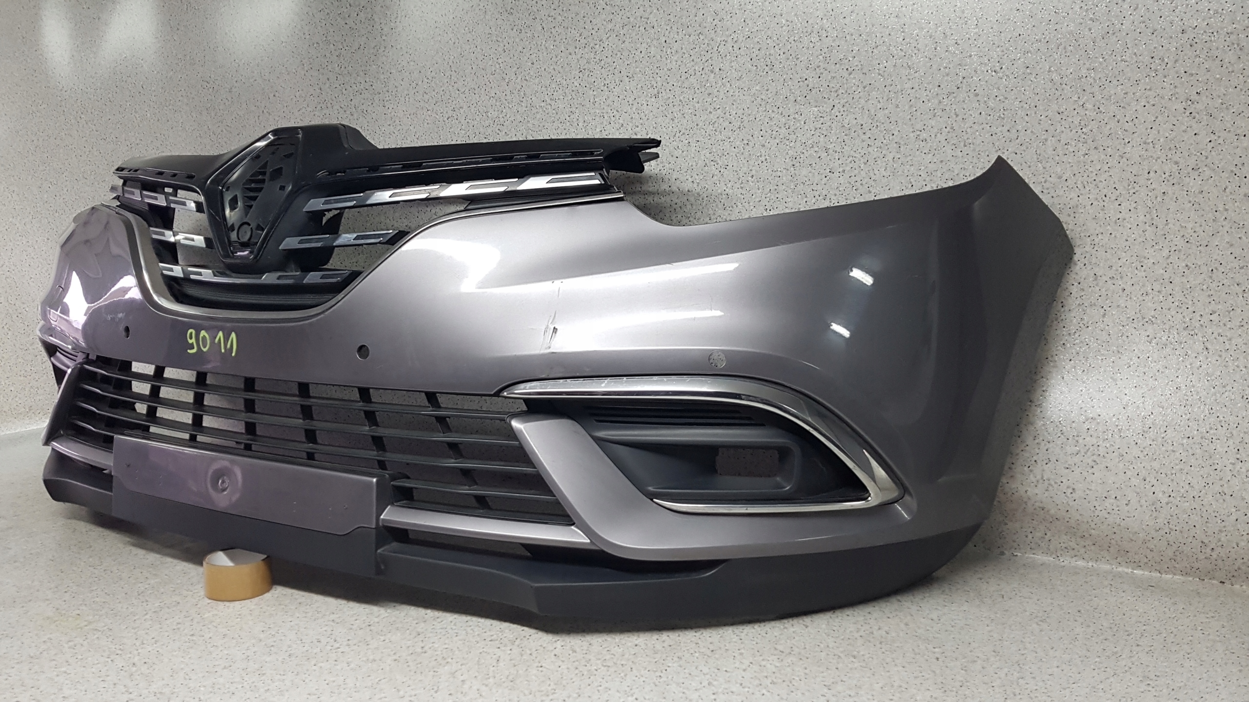 RENAULT SCENIC IV 4 2016 - bumper front 9011
