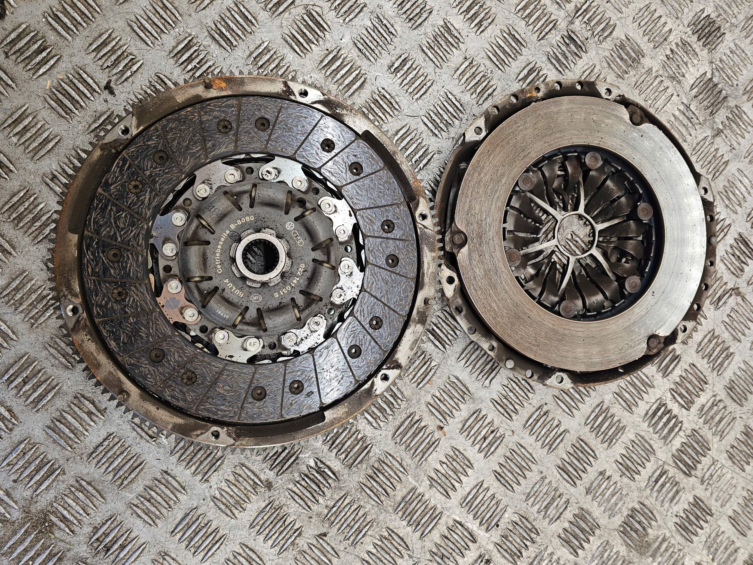 VW 2.0 TDI clutch DWUMASA 04L141015E