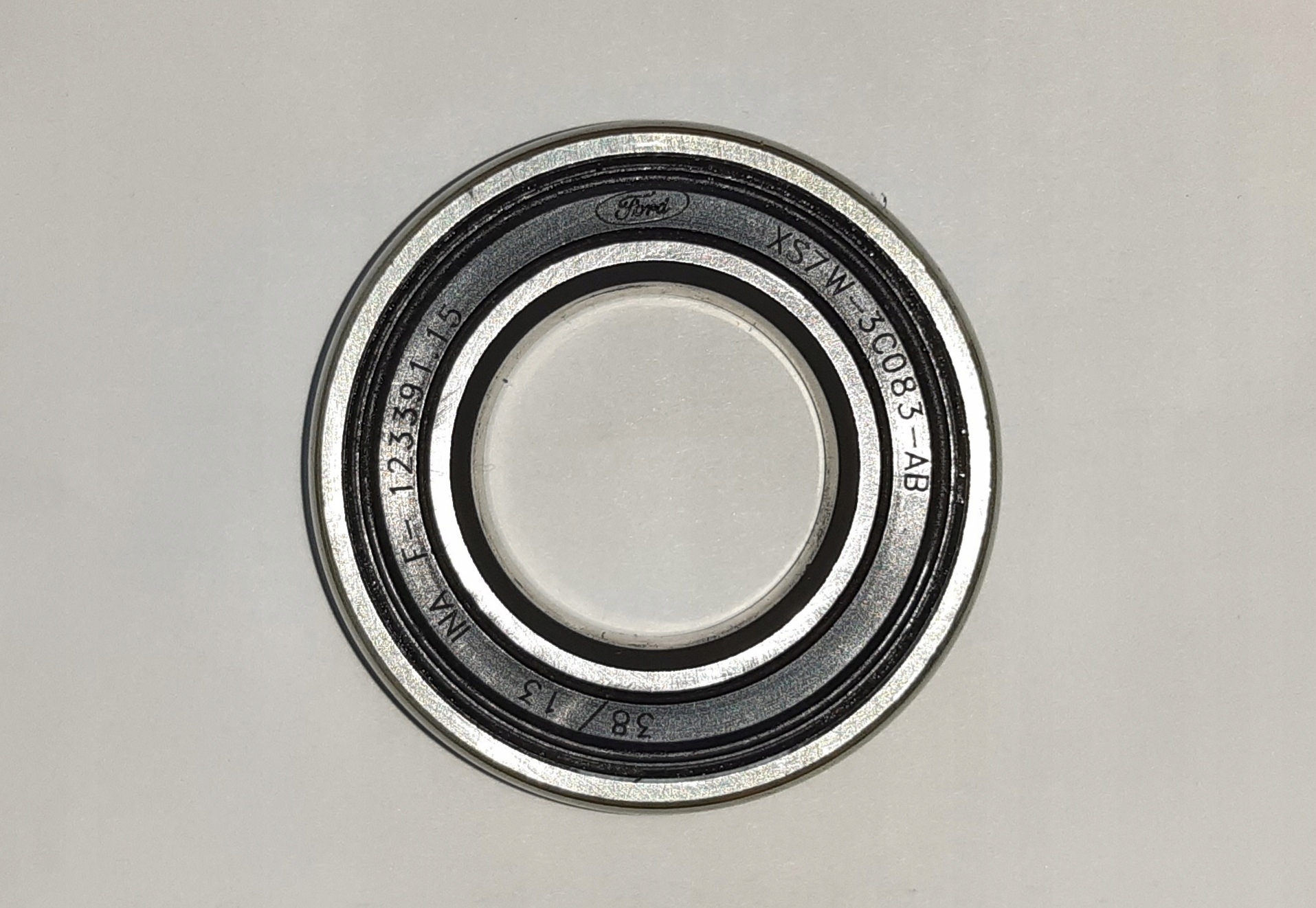 ŁOŻYSKO PÓŁOSI PRAWEJ FORD MONDEO MK3 1.8 2.0