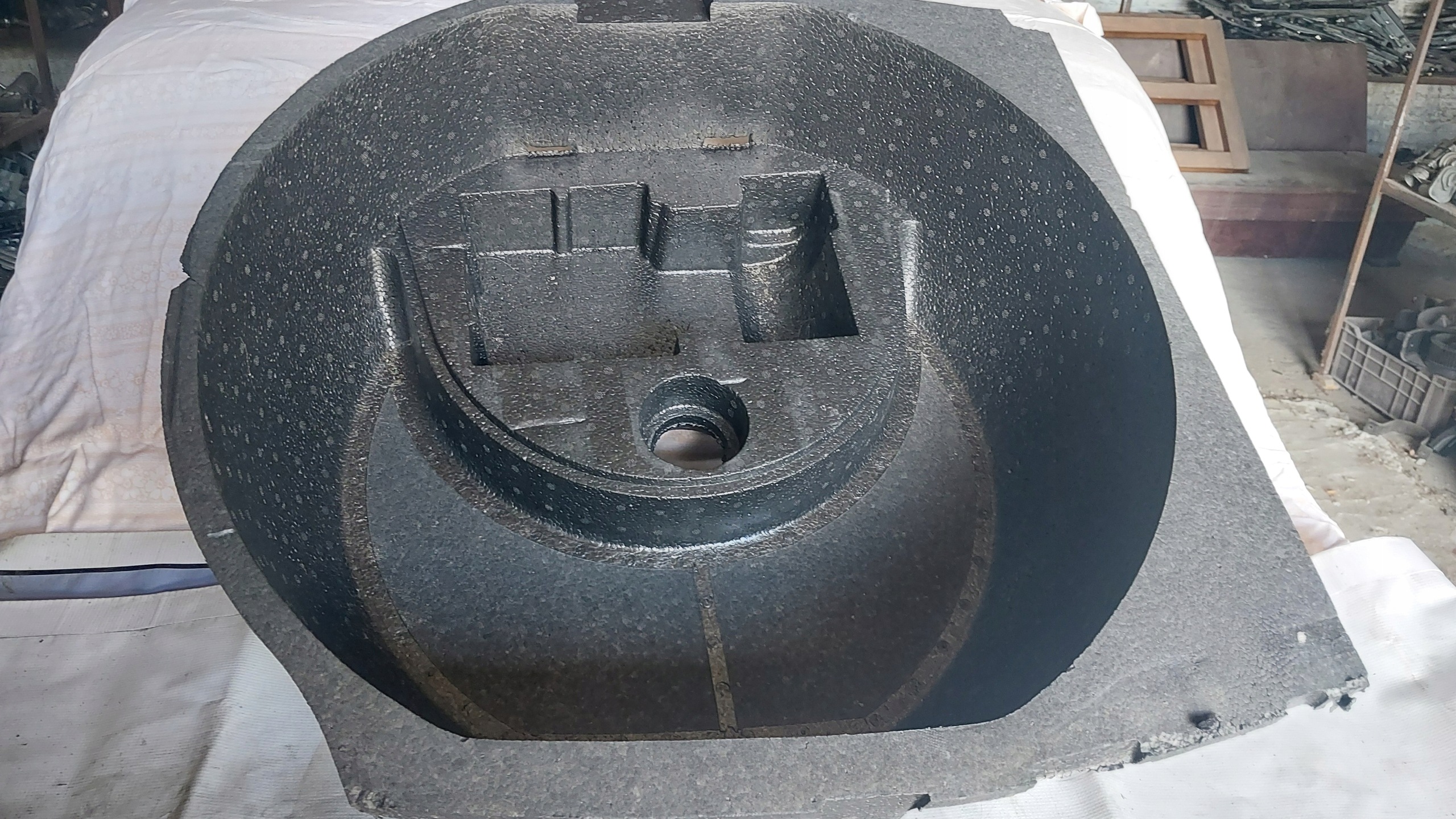 polystirene insert passenger compartment boot AUDI A6 C6 KOMBI AVANT 4F5012109