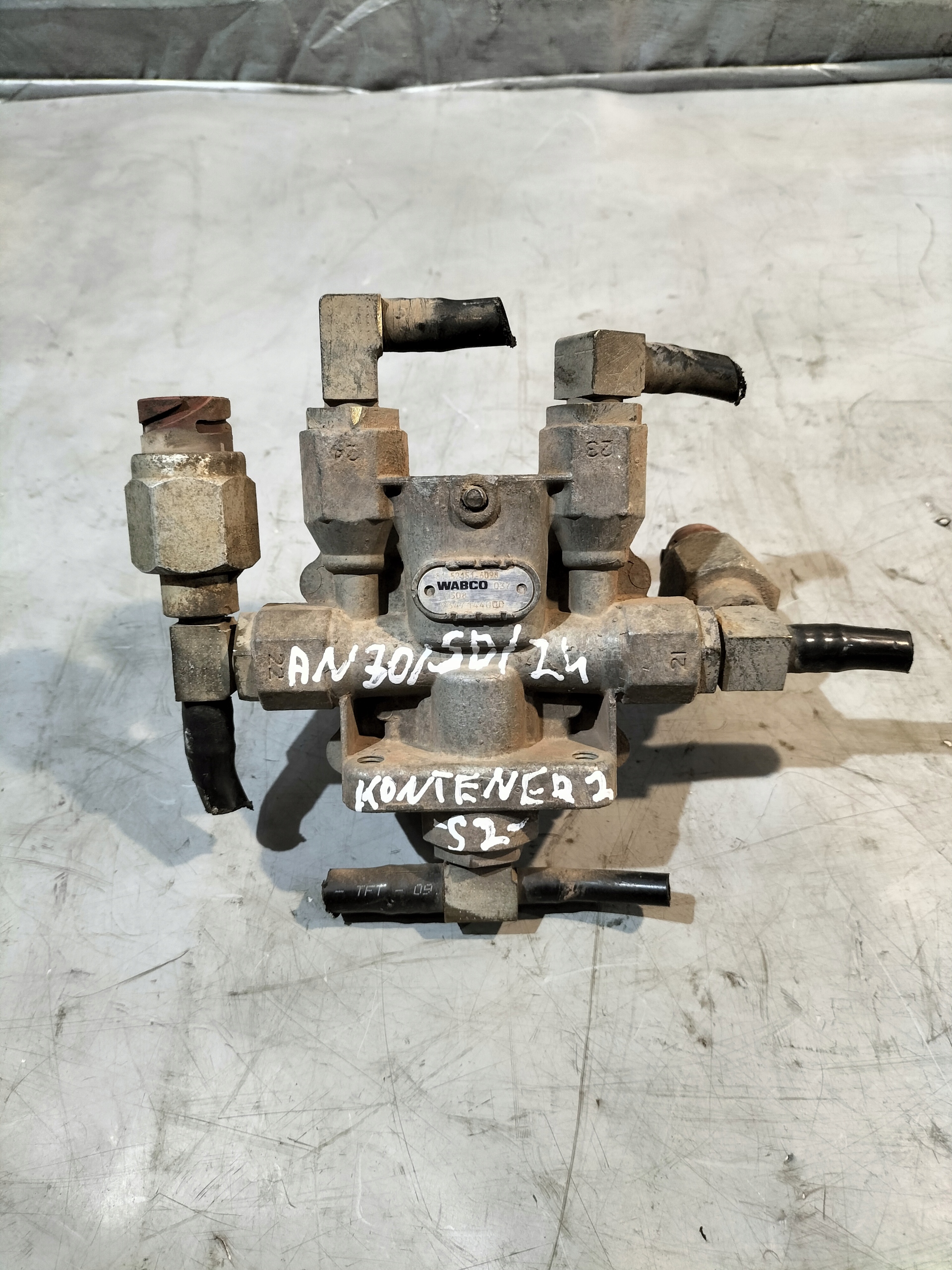 Sensor 4 OBWODOWY MAN TGL 81521516098 9347144000