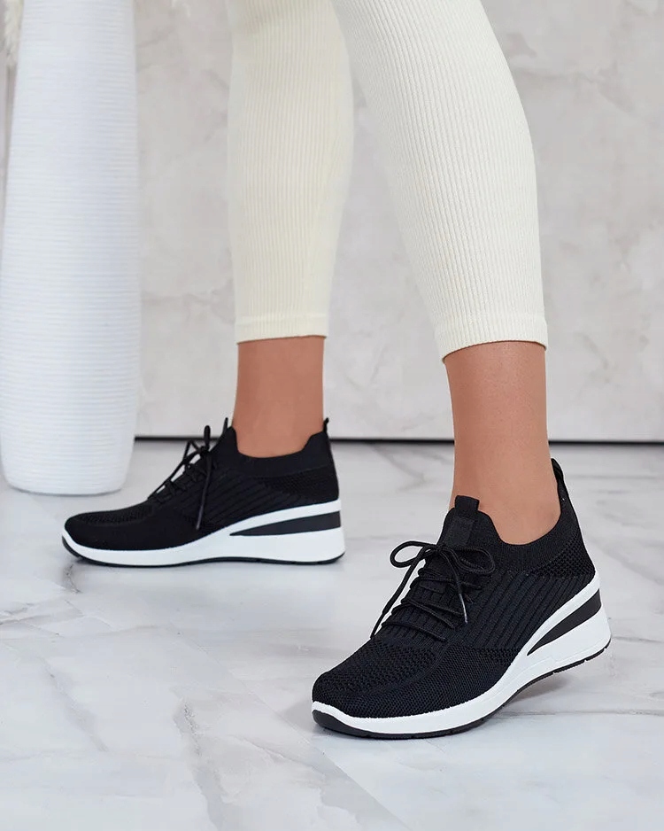 CZARNE BUTY SPORTOWE DAMSKIE AVESE Marka Royalfashion