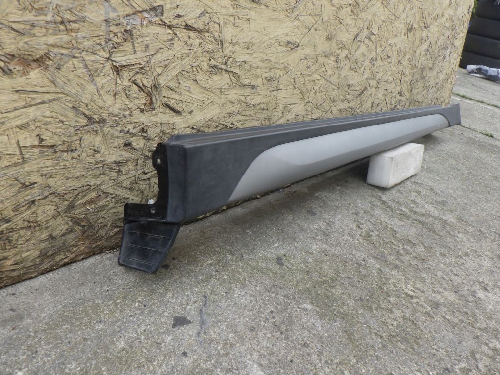 HYUNDAI TUCSON 3 III 15- moulding threshold threshold right