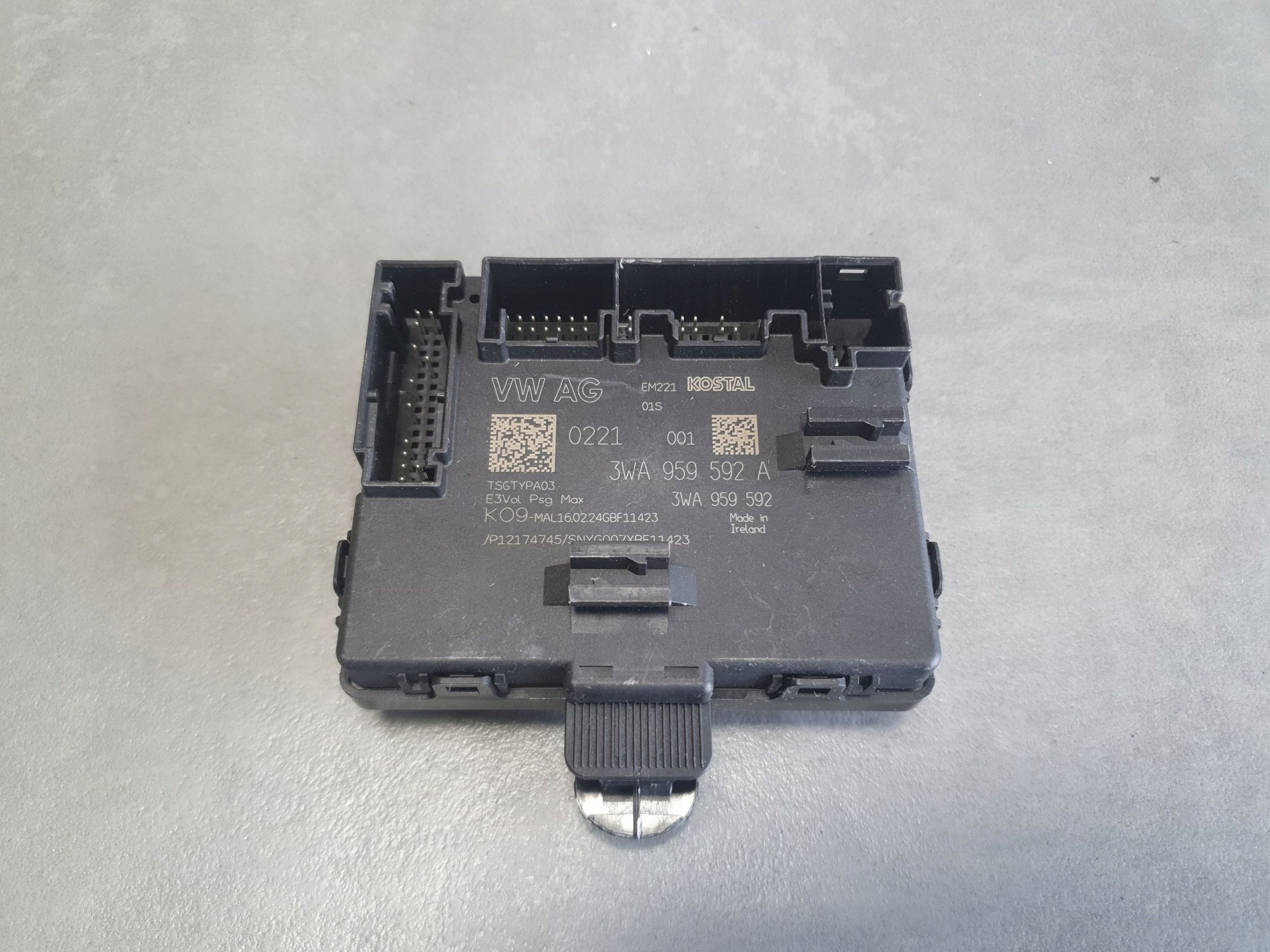 Cupra Formentor module door right front 3WA959592A