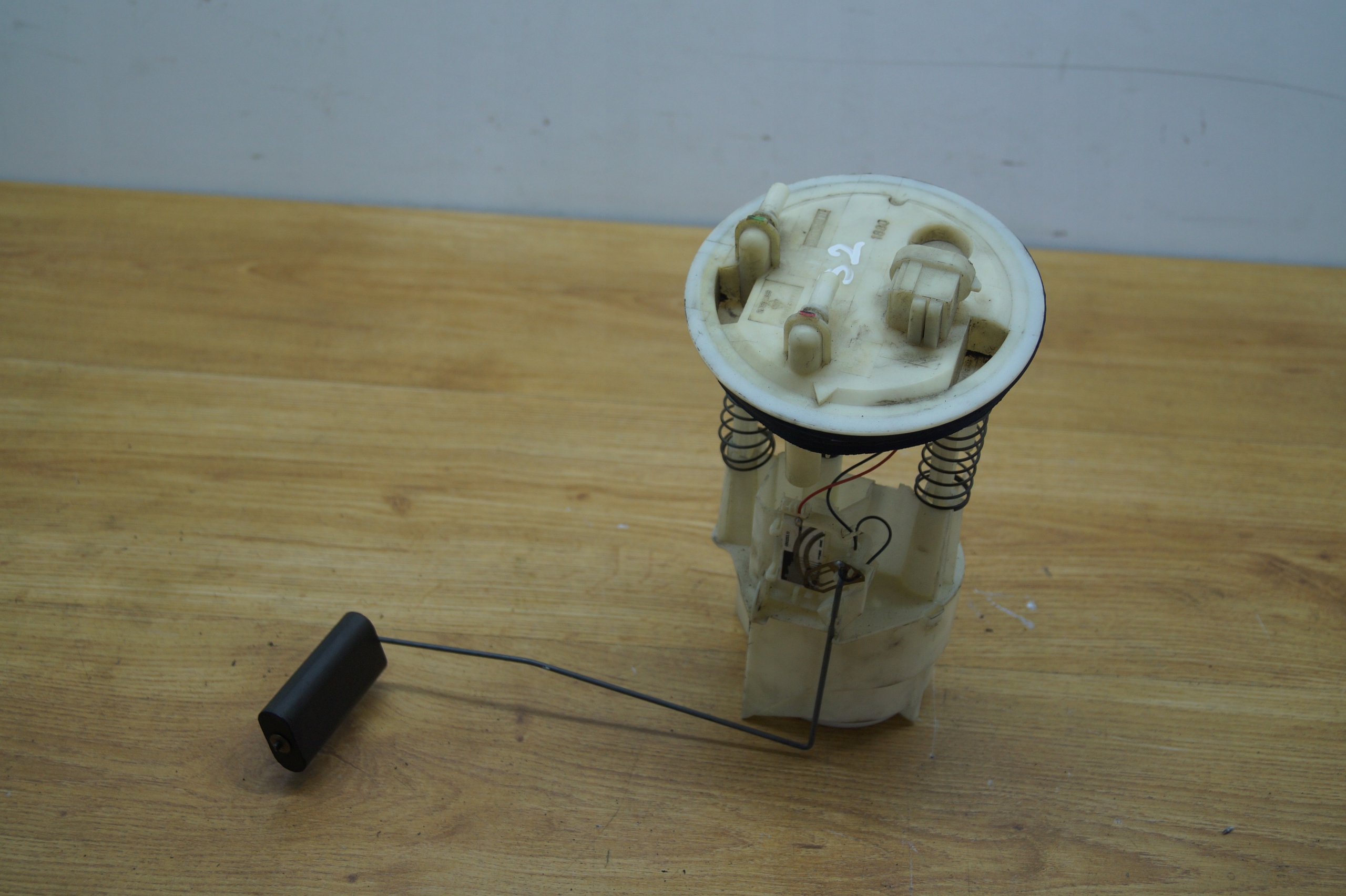 PŁYWAK PALIWA RENAULT SENIC I 1.9DTI 7700422039B