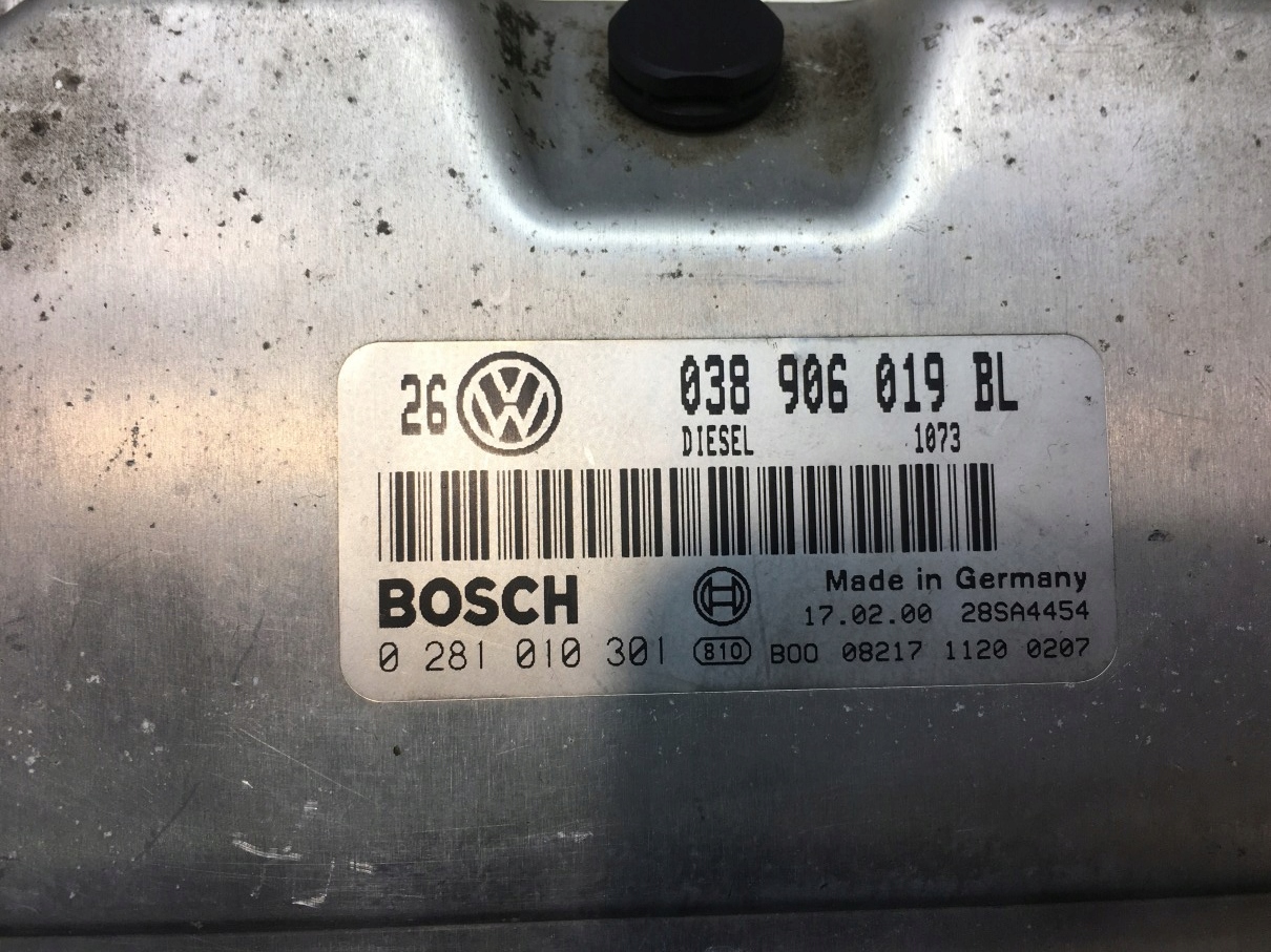 control unit of the engine GOLF IV 1.9 TDI 0281010301