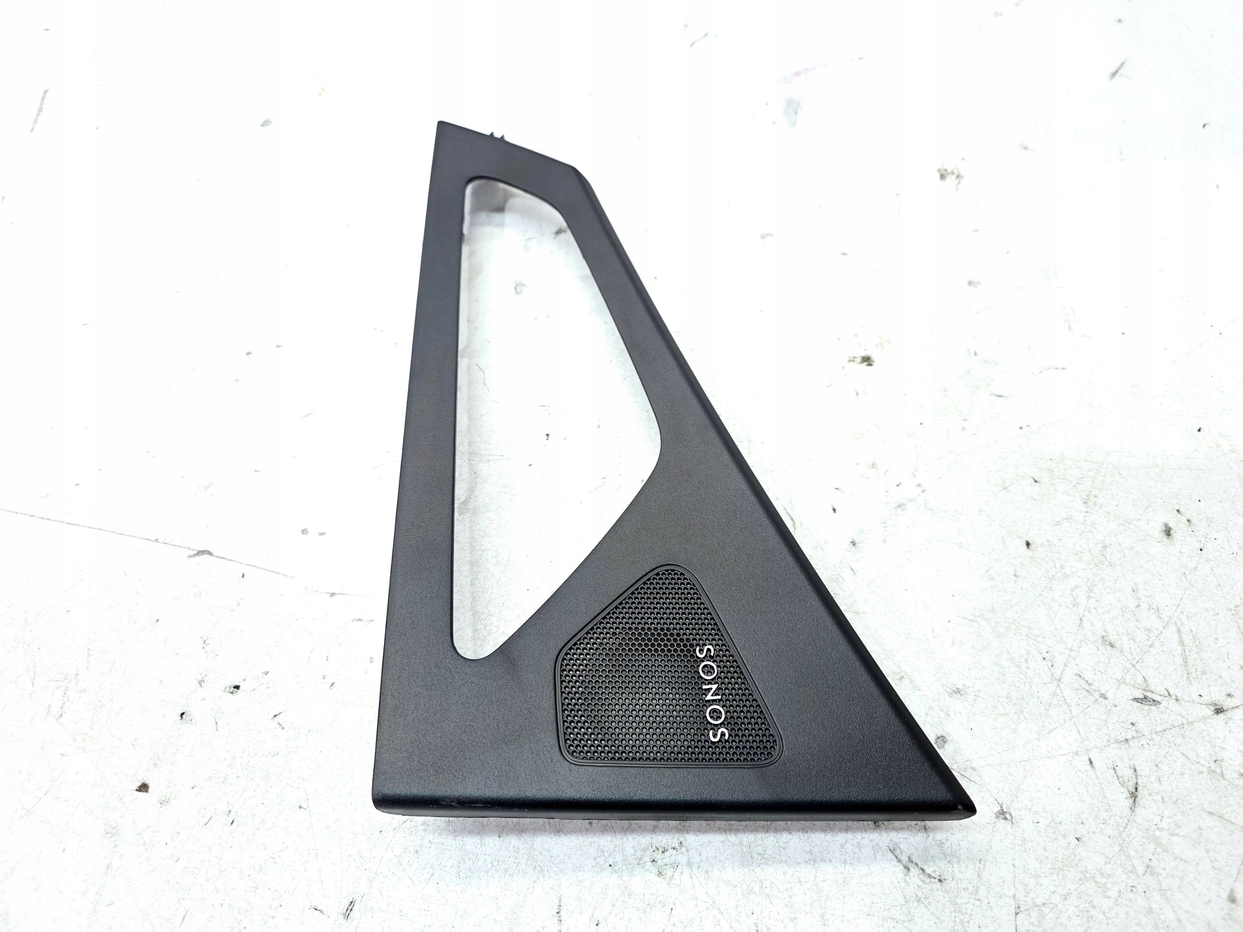moulding DEKOR door SONOS right rear part AUDI Q4 E-TRON 89A959528B