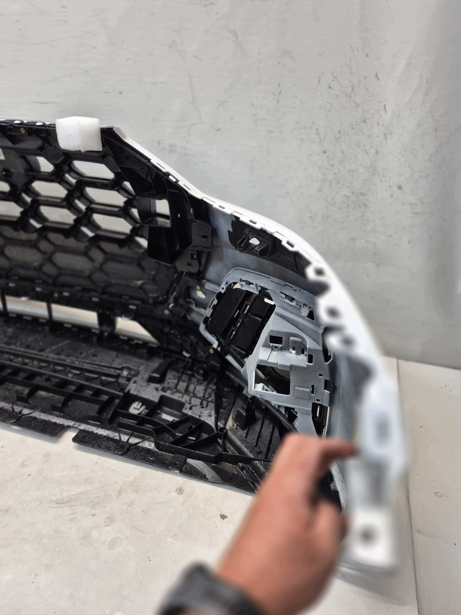 AUDI Q5 II 80A S-LINE LIFT 20- bumper front front SPR PDC 80A807437P