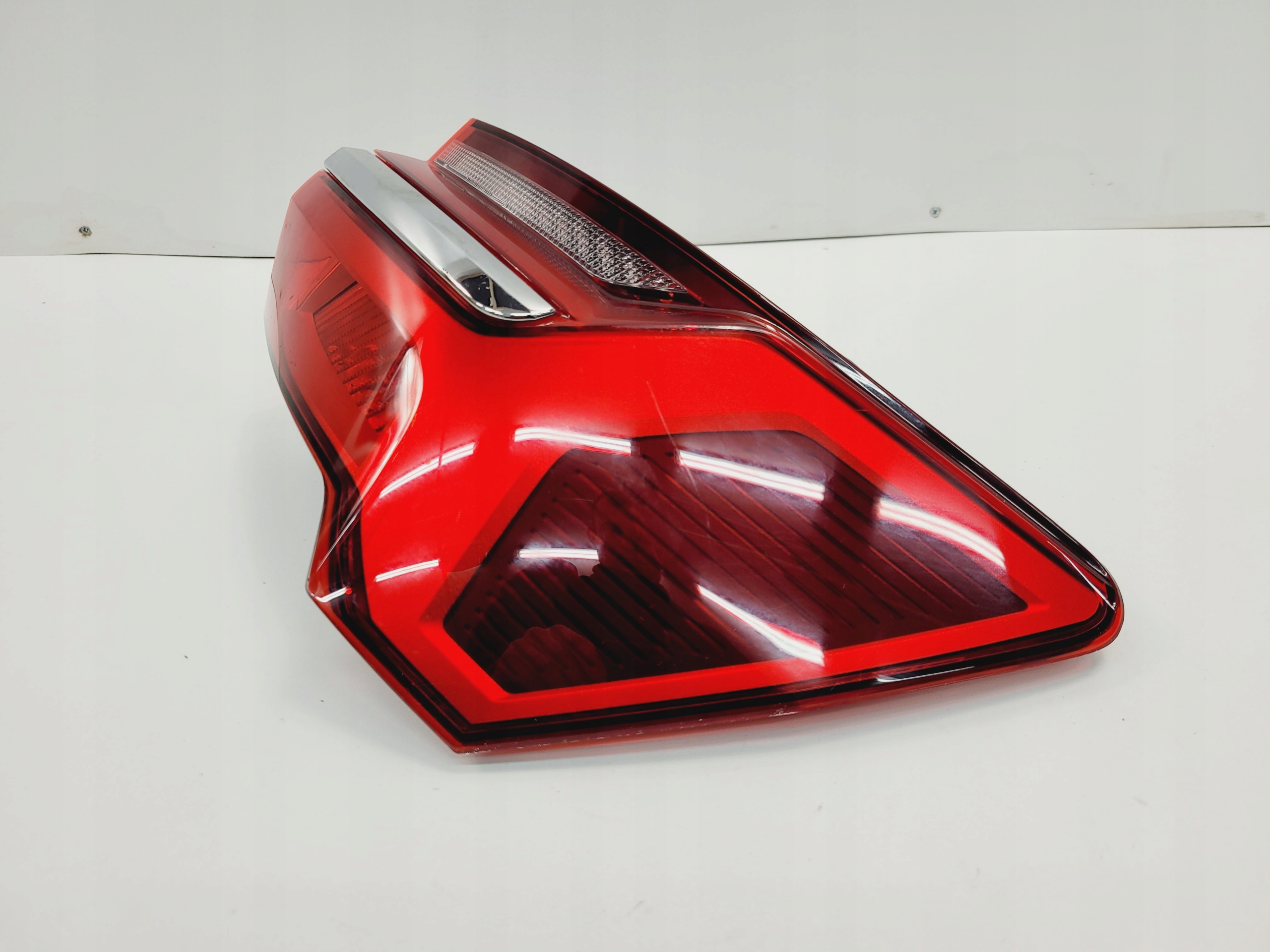 light right rear part AUDI A6 C8 sedan 4K5945070