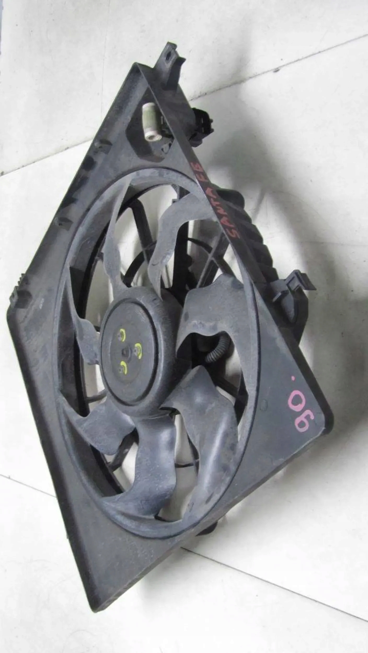 HYUNDAI SANTA FE III 2.2 WENTYLATOR CHŁODNICY 12- Producent części Hyundai OE