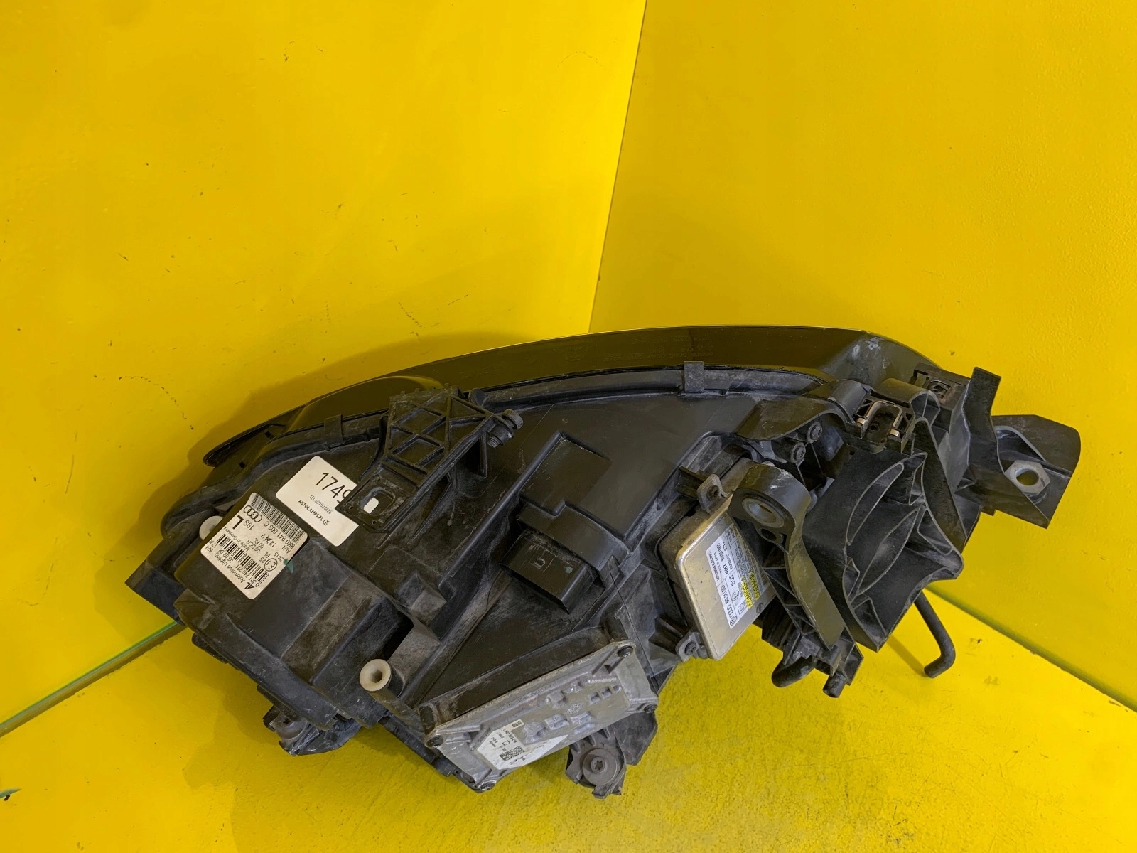 light left AUDI A4 B8 8K0941003C 08-12 BI-XENON