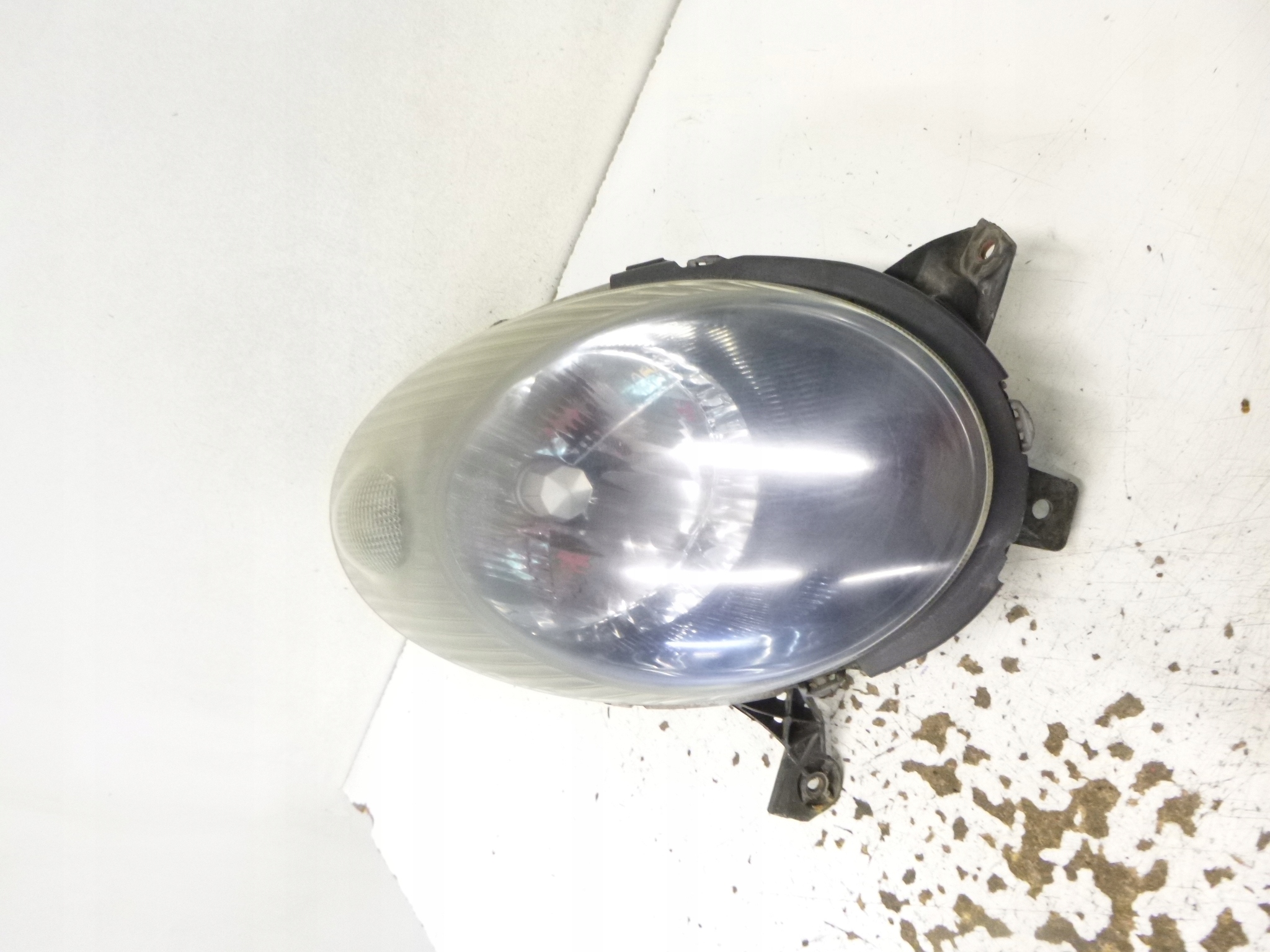 light front right Nissan Micra K12 2004r. 89007480