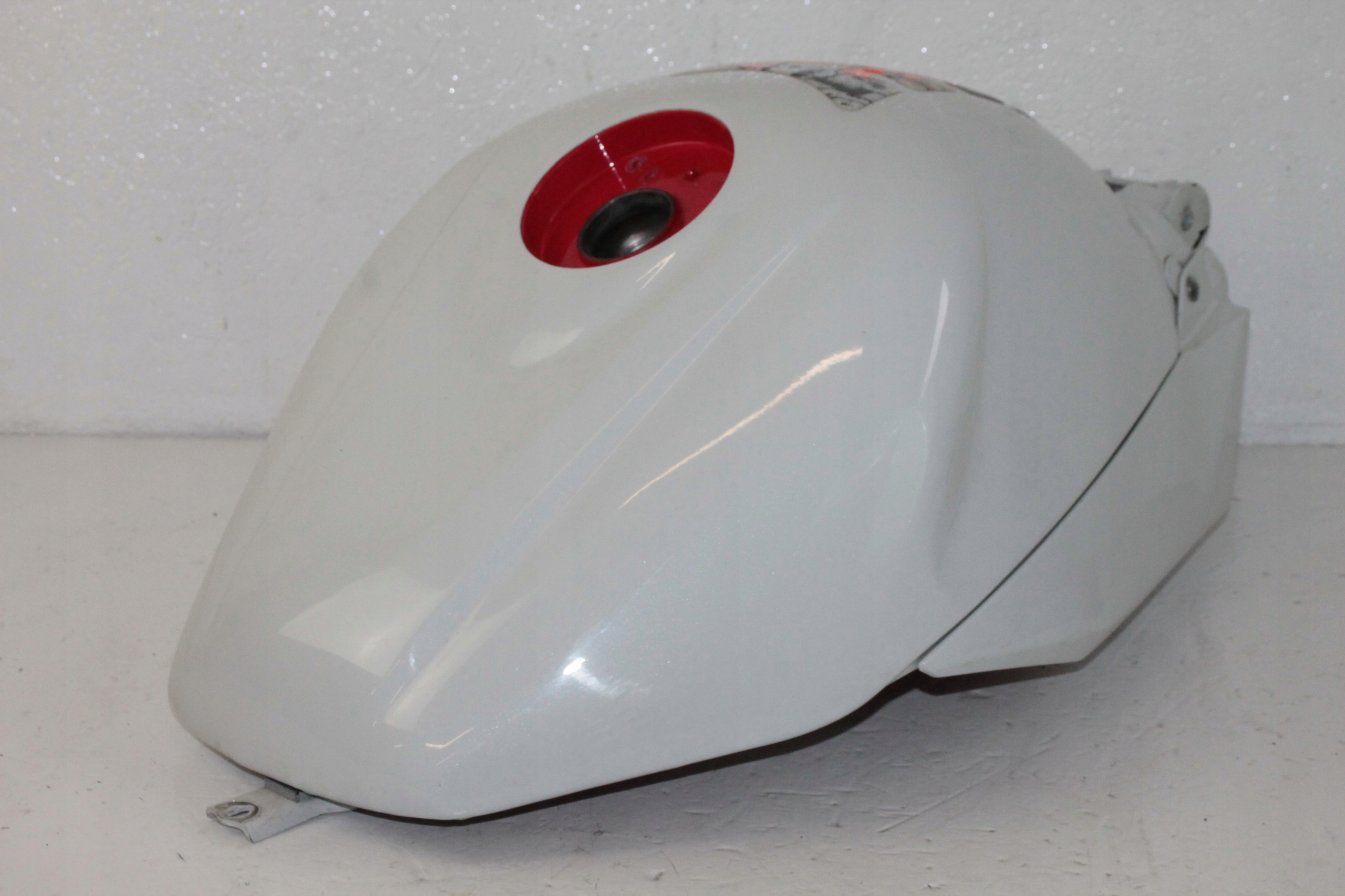 05 - YAMAHA R1 RN09 02-03 бак топливный бак