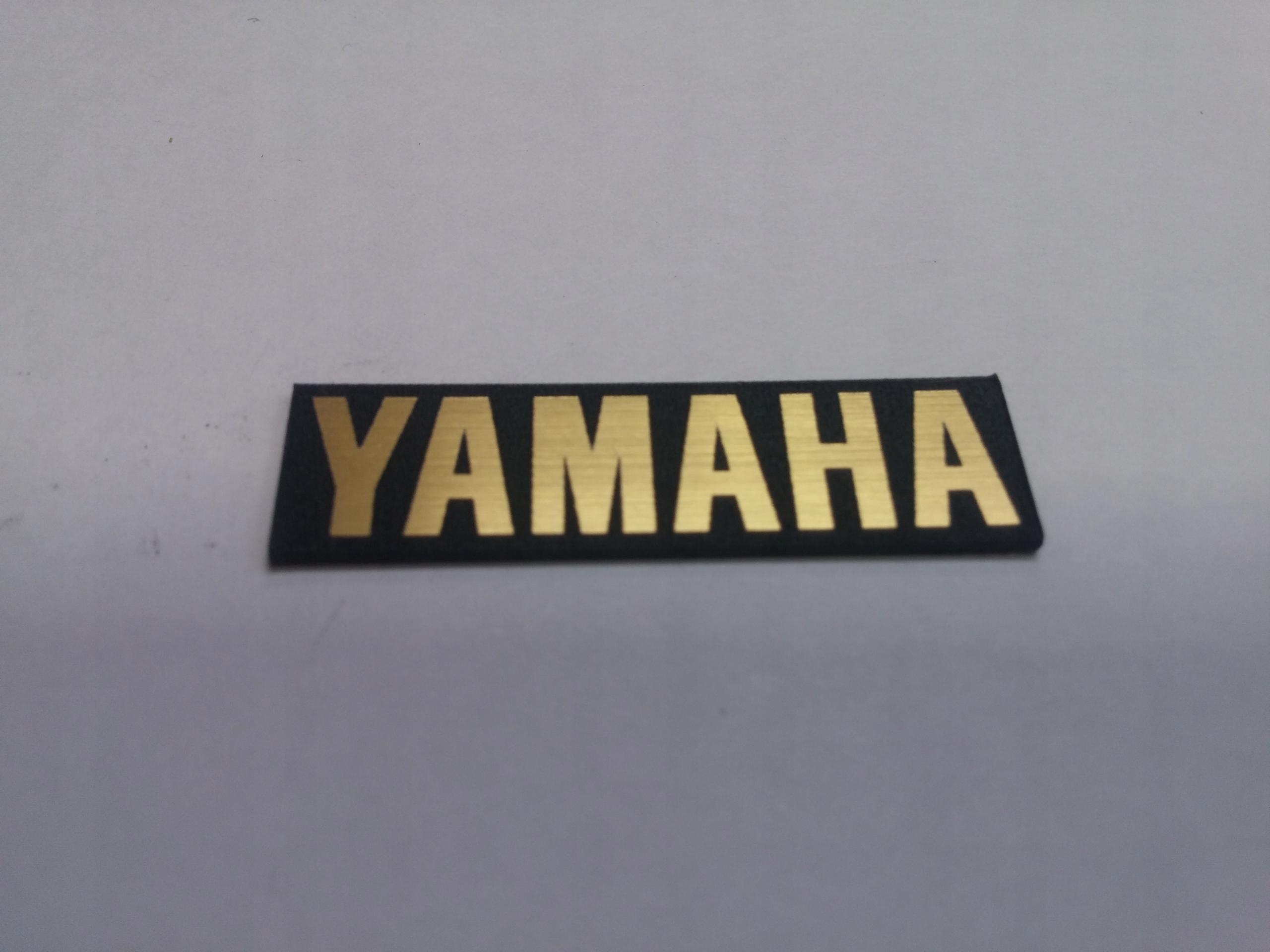 

Yamaha naklejka emblemat 80 x 20 mm * Złota