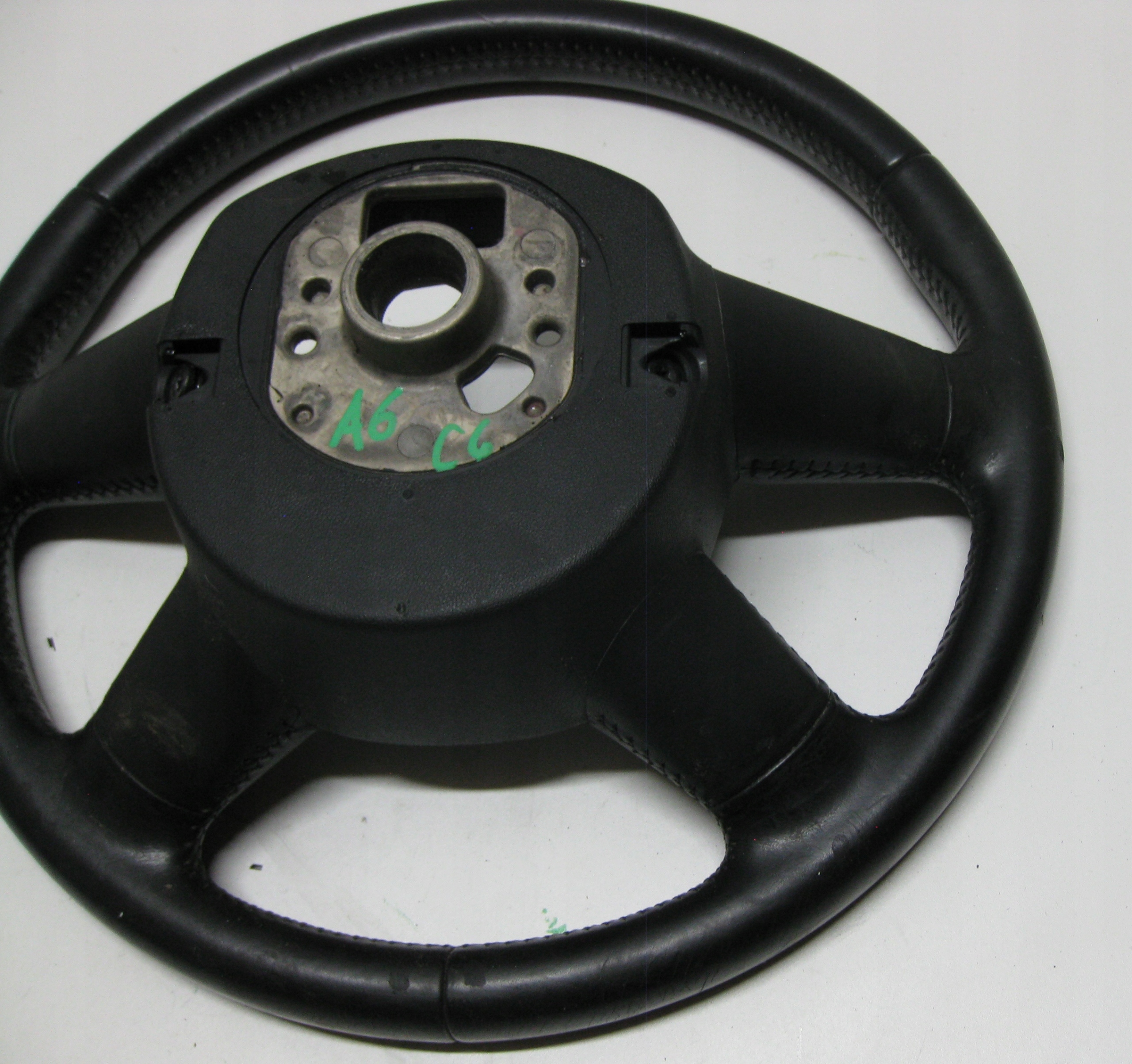 AUDI A6 C6 2.4 6V 05R lenkrad Leder 4F0419091AG