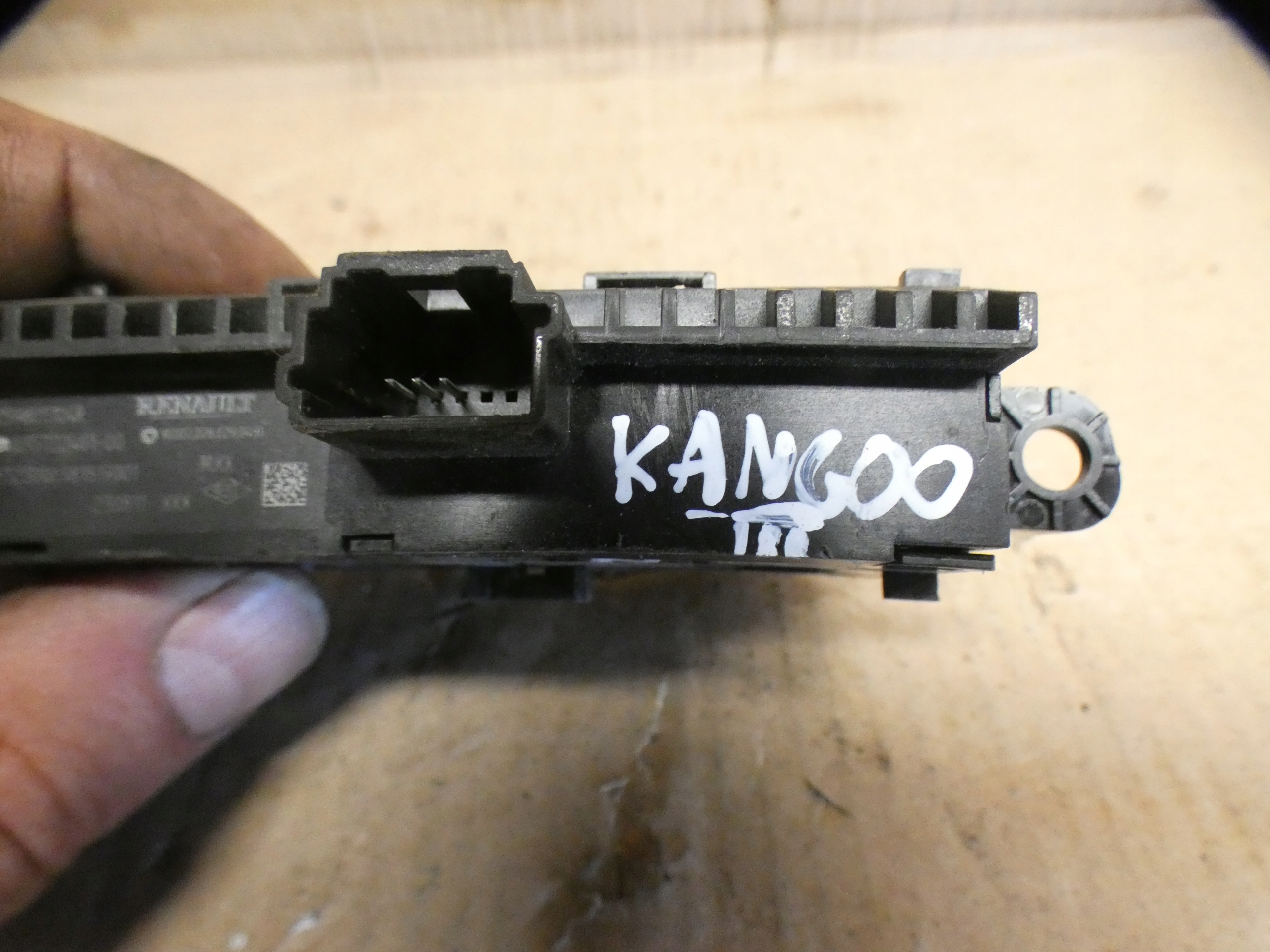 button Renault Kangoo 3 2023 259805104R