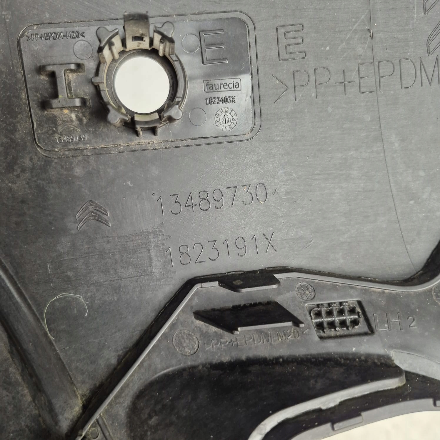 CITROEN C3 AIRCROSS 17-24 bumper rear part rear PDC