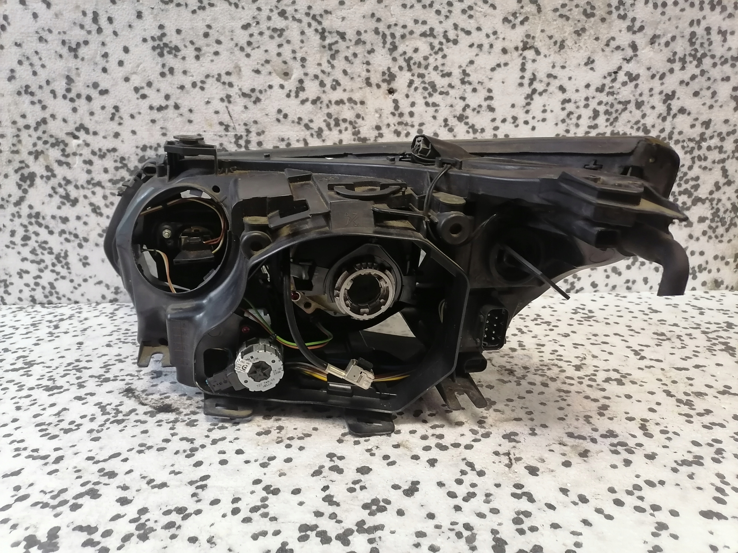 BMW E60 light REFLEKTOR right XENON D1S 03-06R