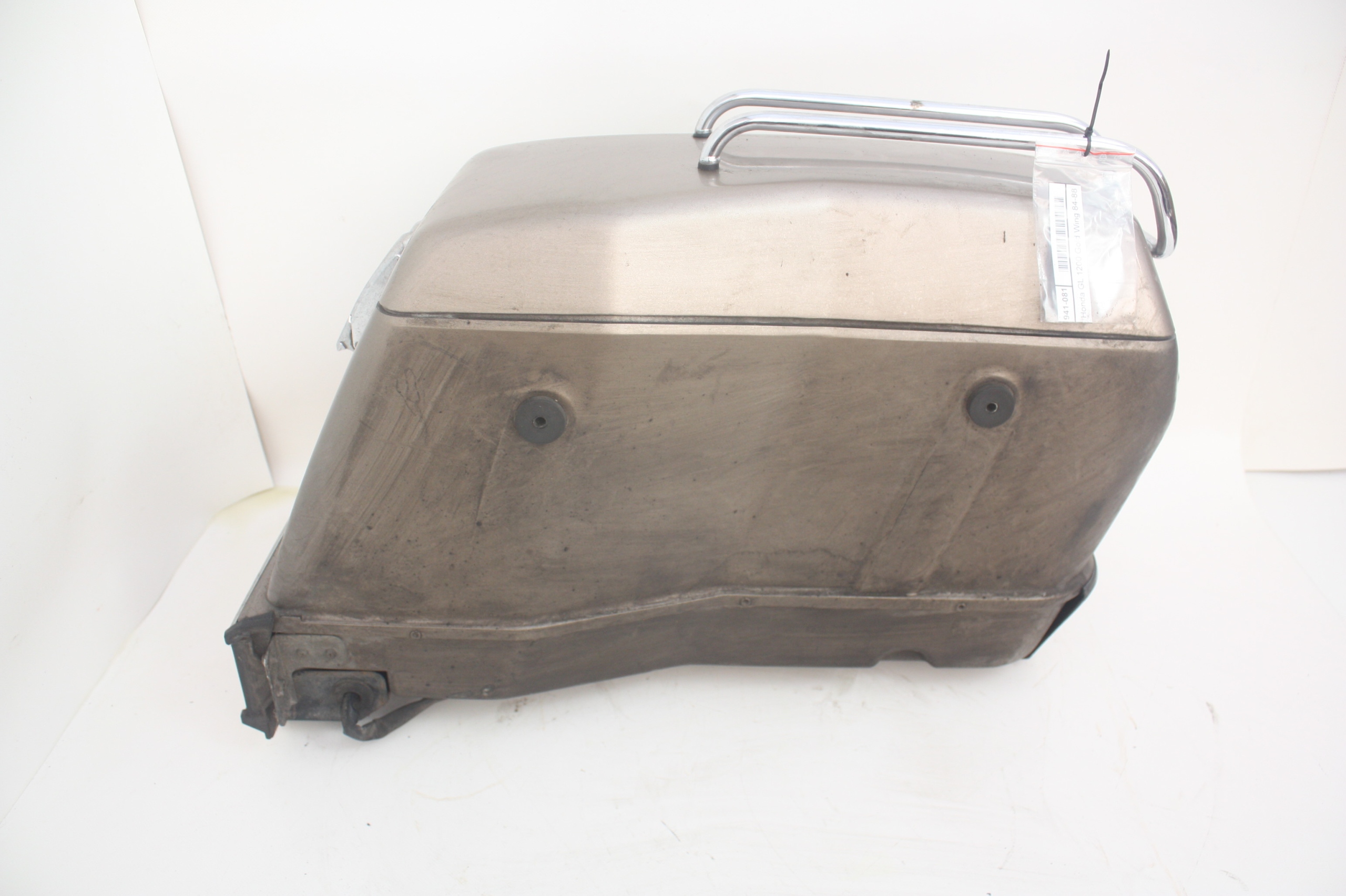 941-081 - Бічні багажники Honda GL 1200 Gold Wing 84-88